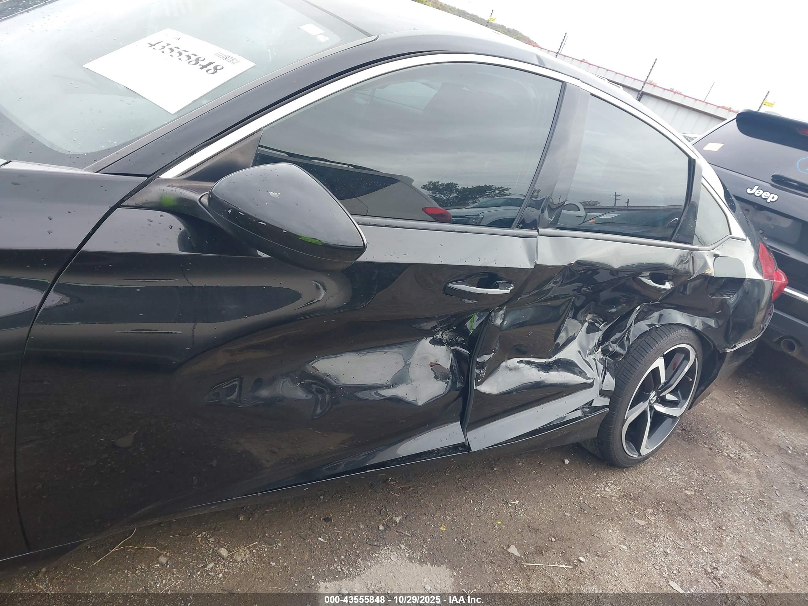 HONDA ACCORD image 6