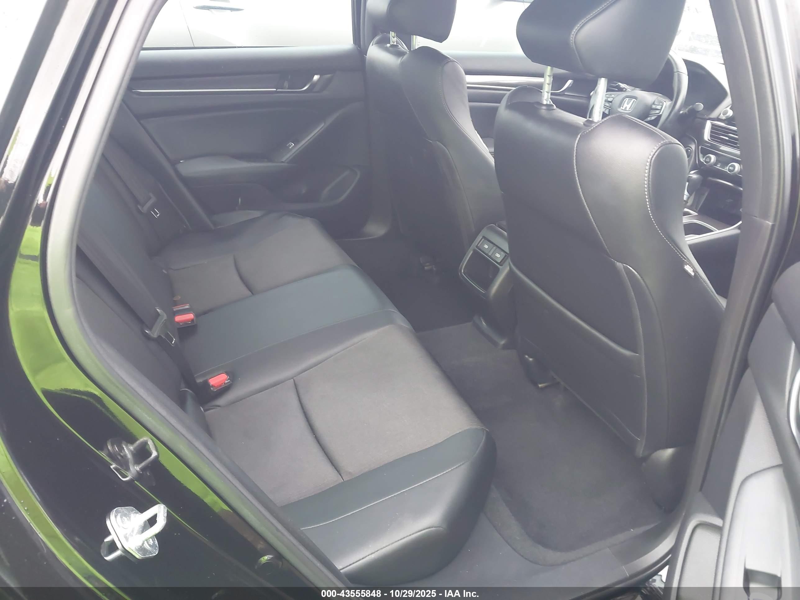 HONDA ACCORD image 8