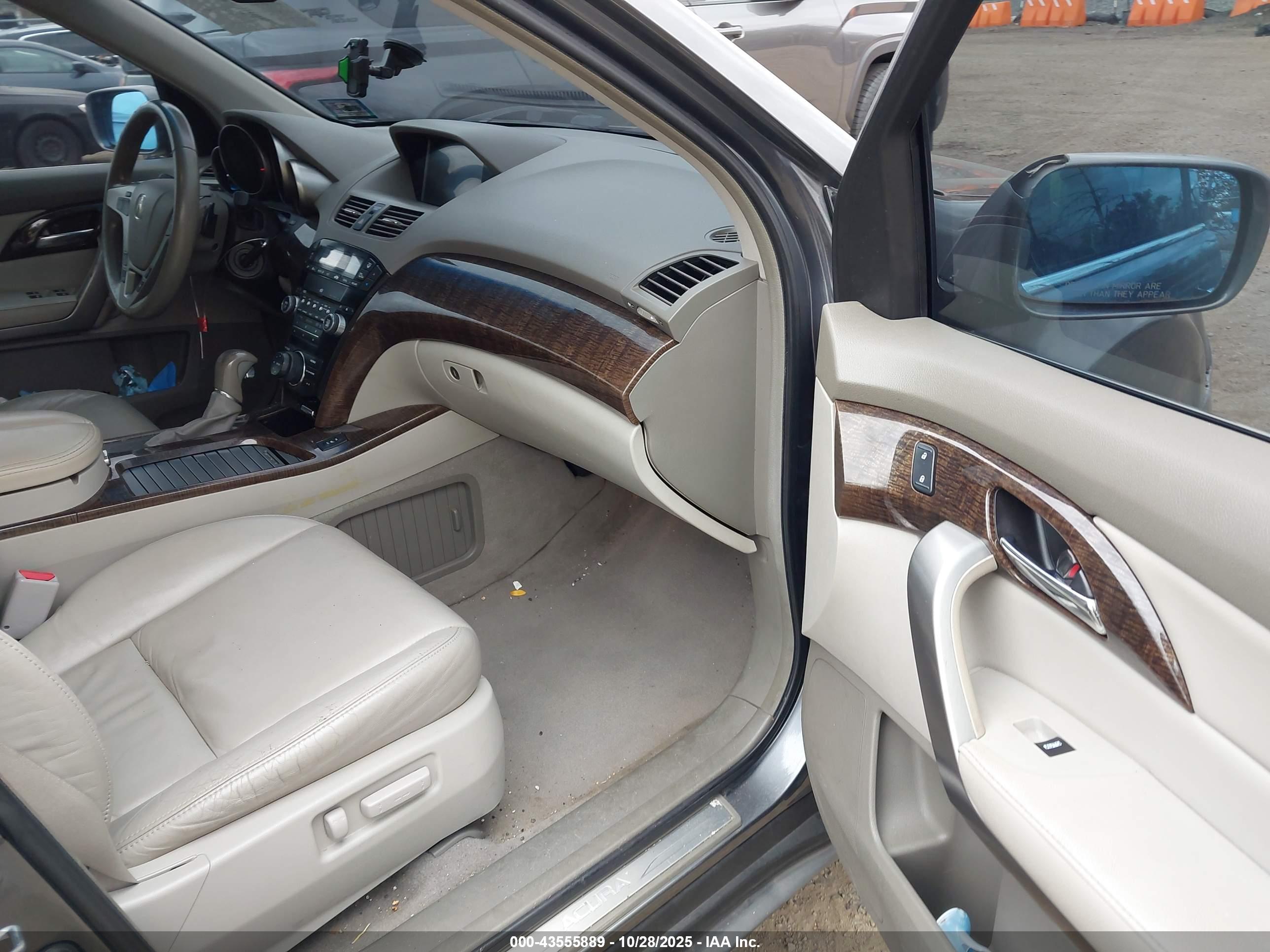 ACURA MDX image 5