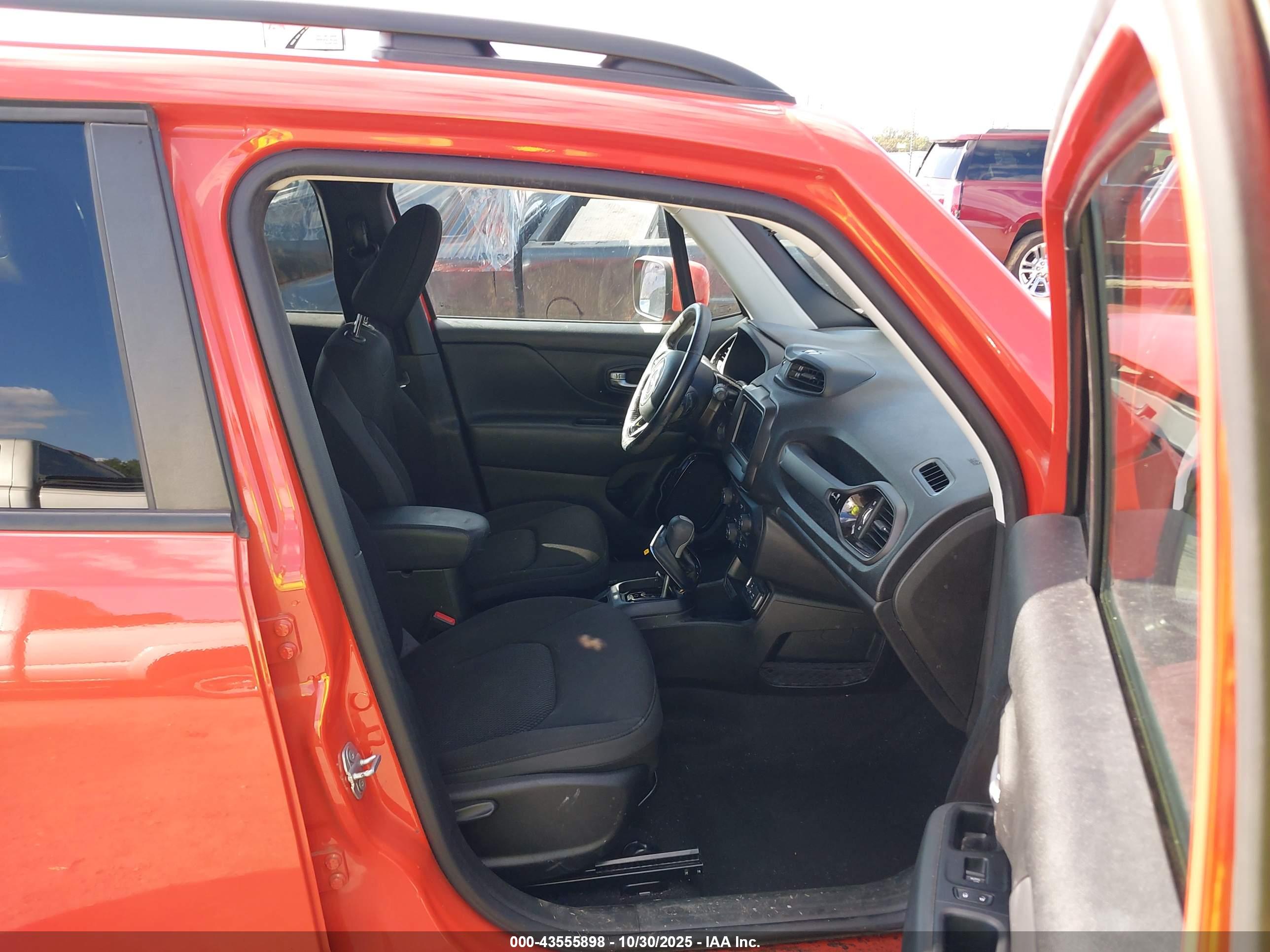 JEEP RENEGADE image 5