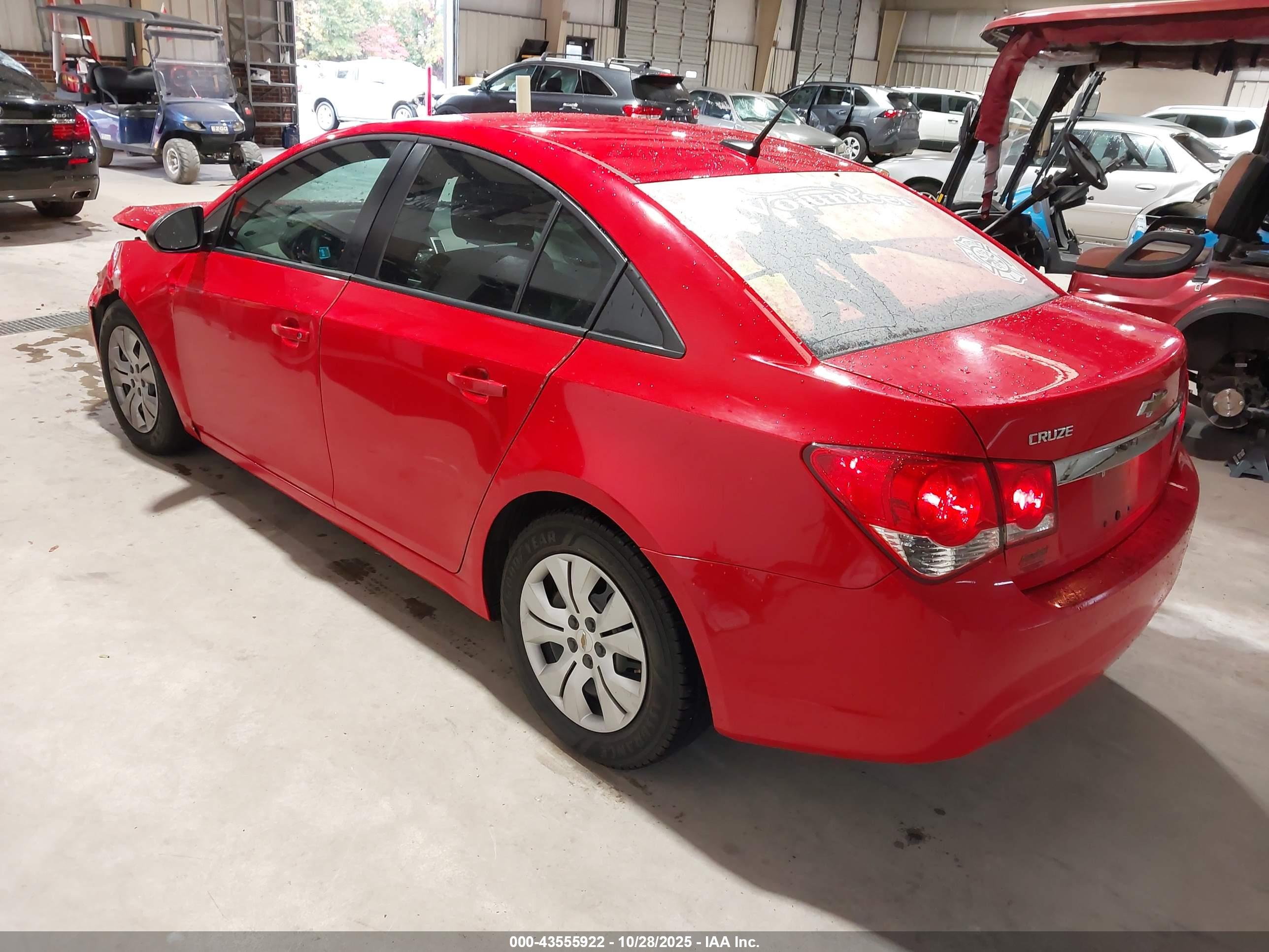 CHEVROLET CRUZE image 3