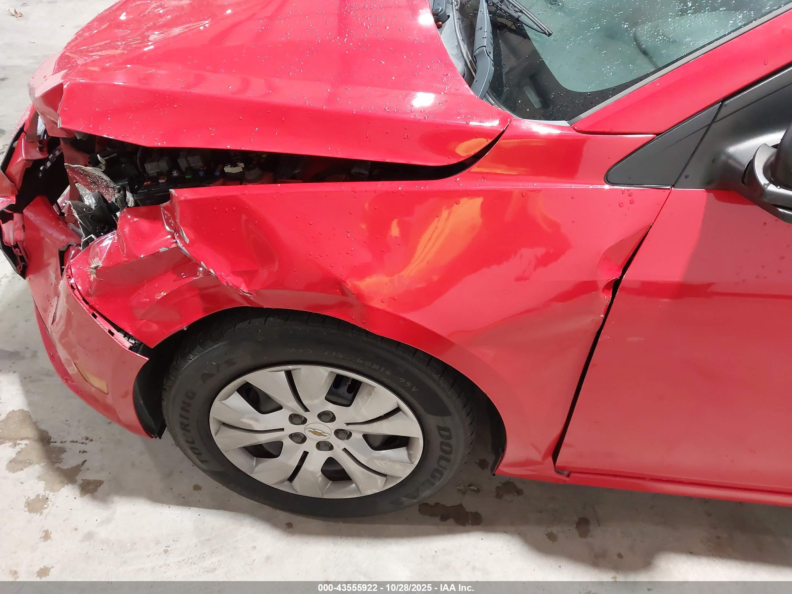 CHEVROLET CRUZE image 6
