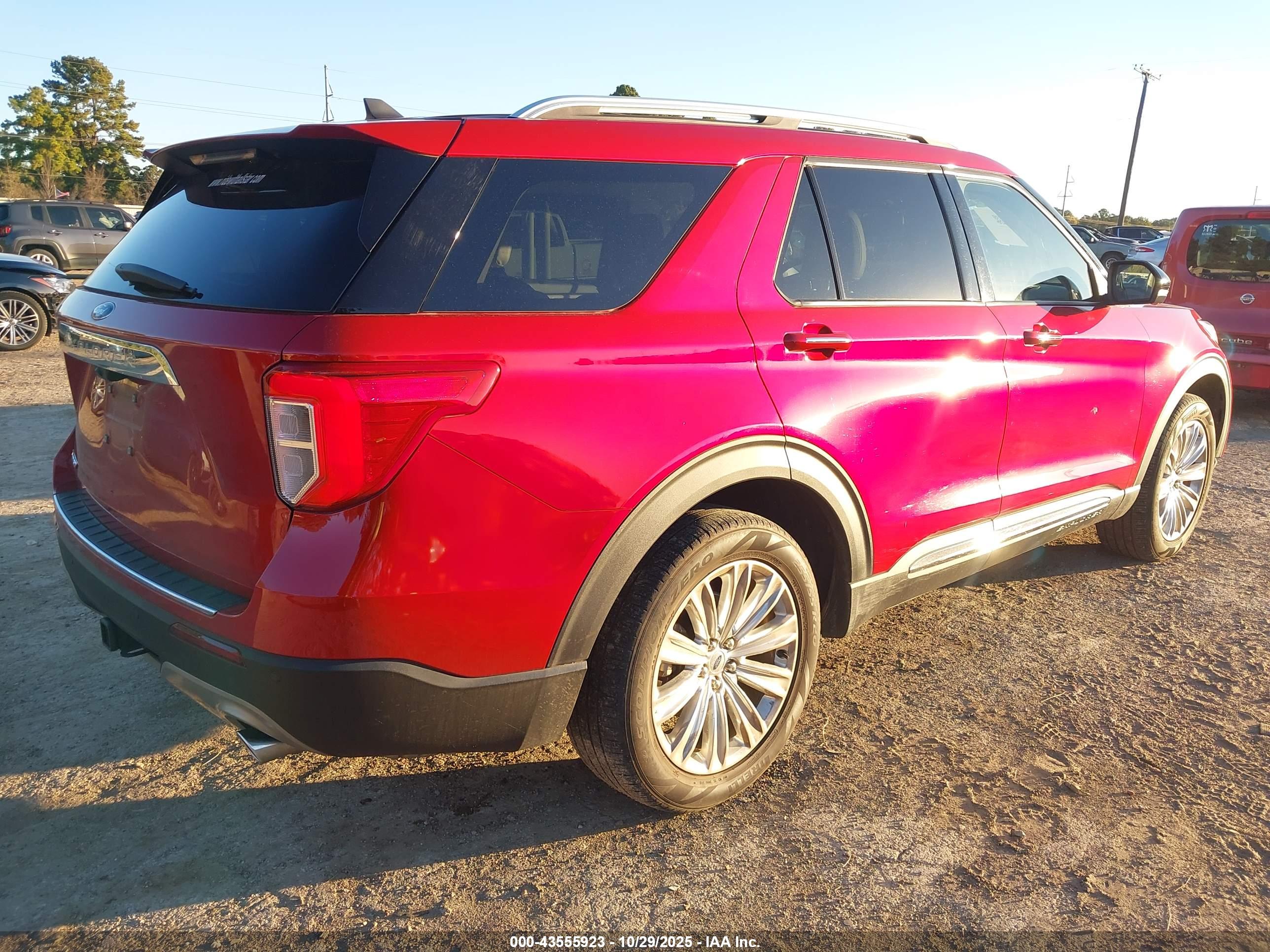 FORD EXPLORER image 4