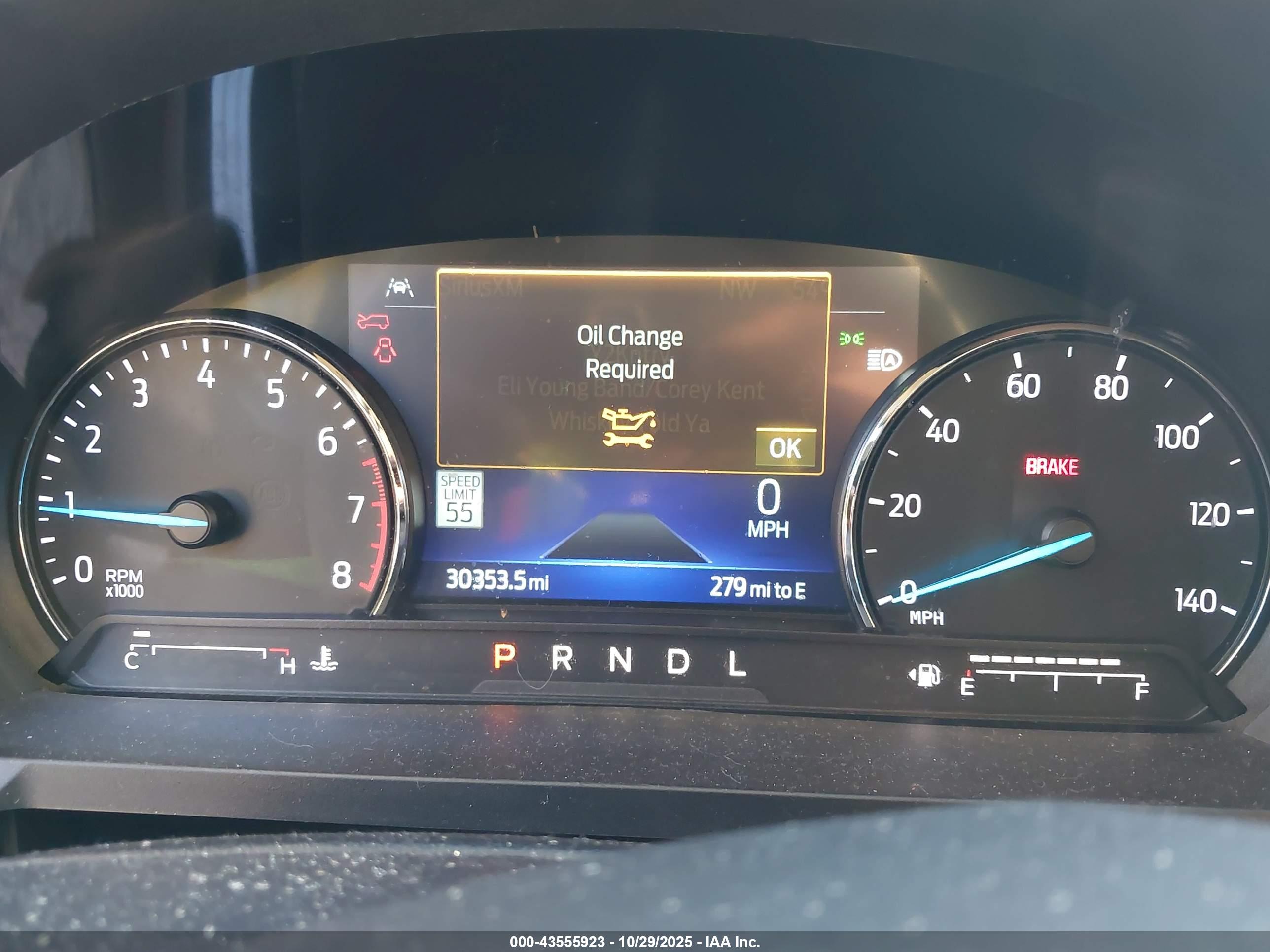 FORD EXPLORER image 7