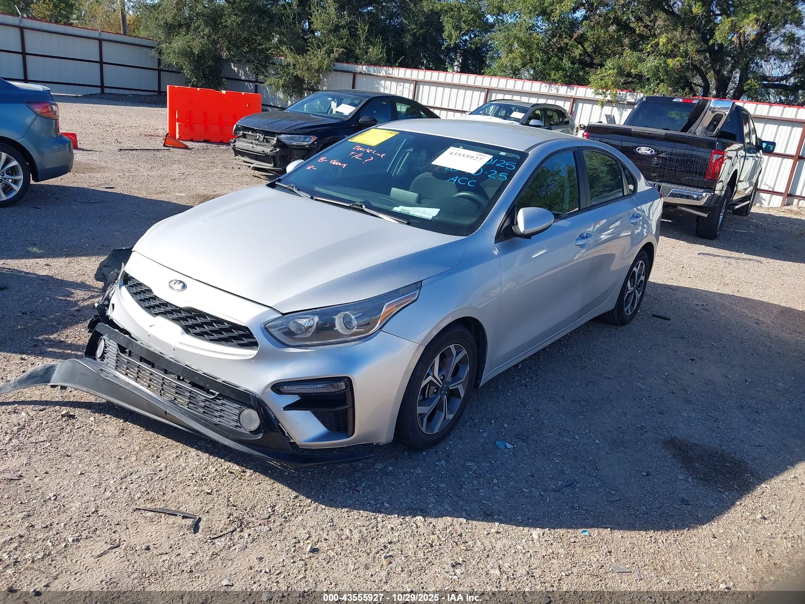 KIA FORTE image 2