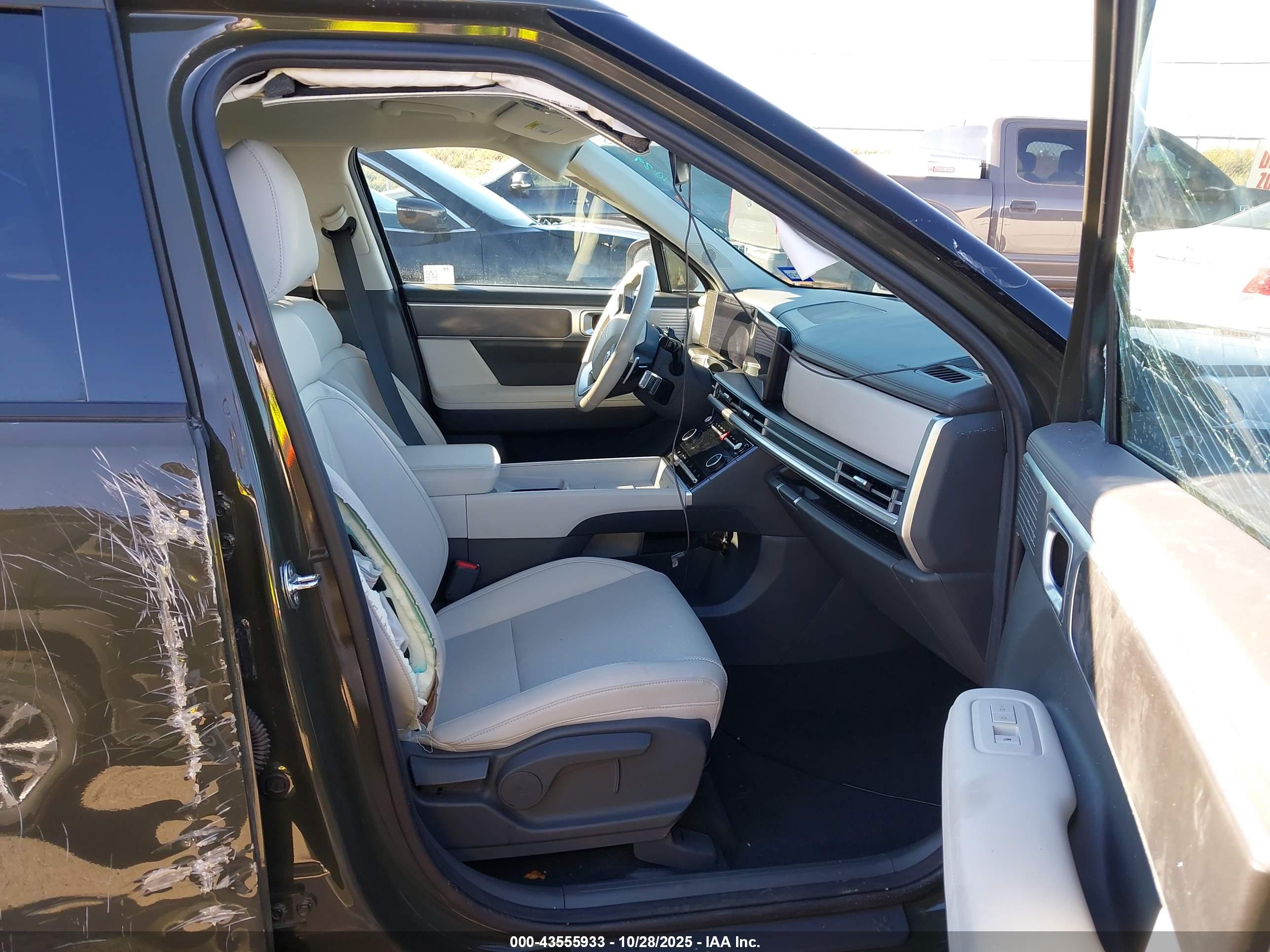 HYUNDAI SANTA image 5