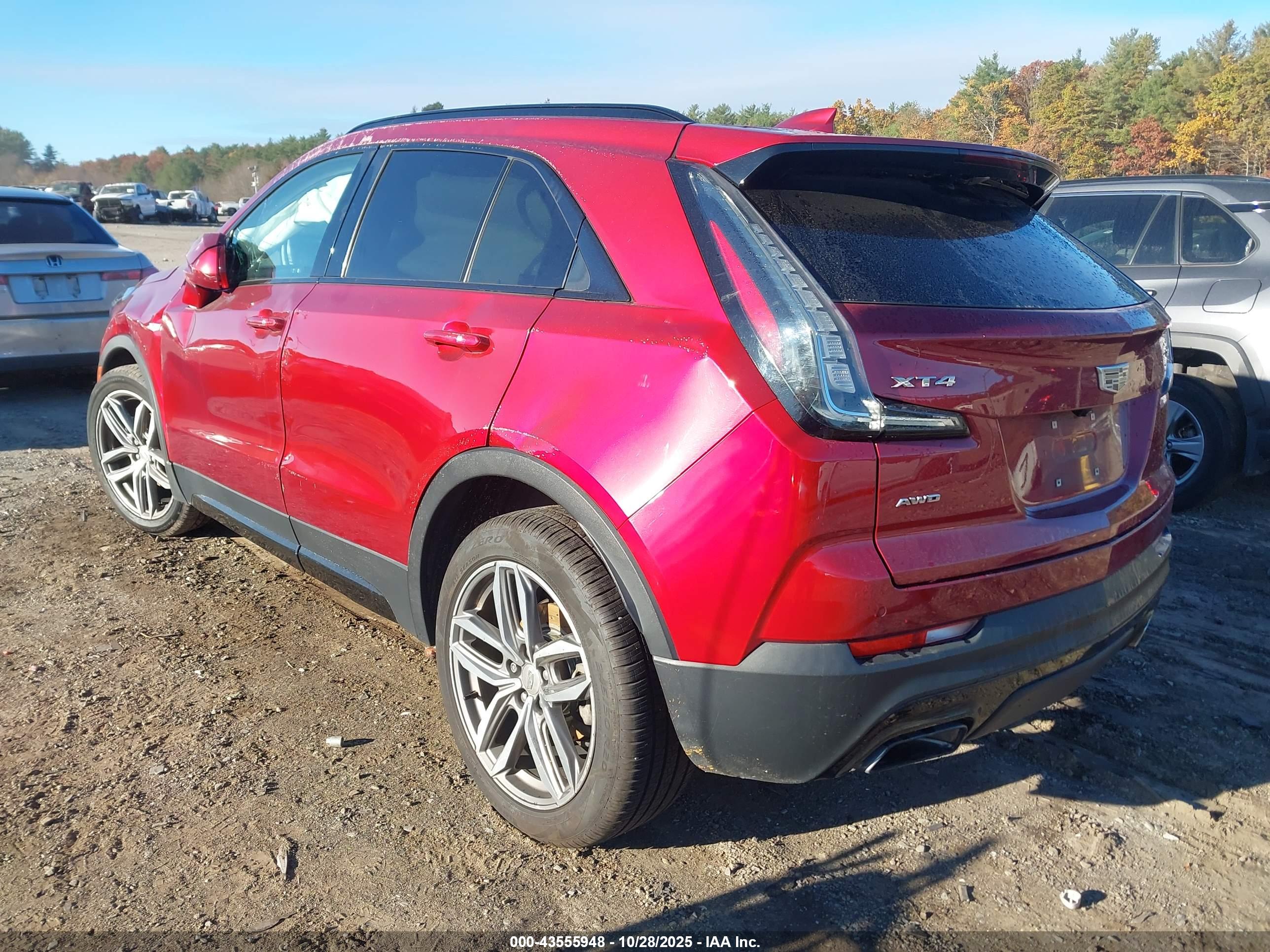 CADILLAC XT4 image 3