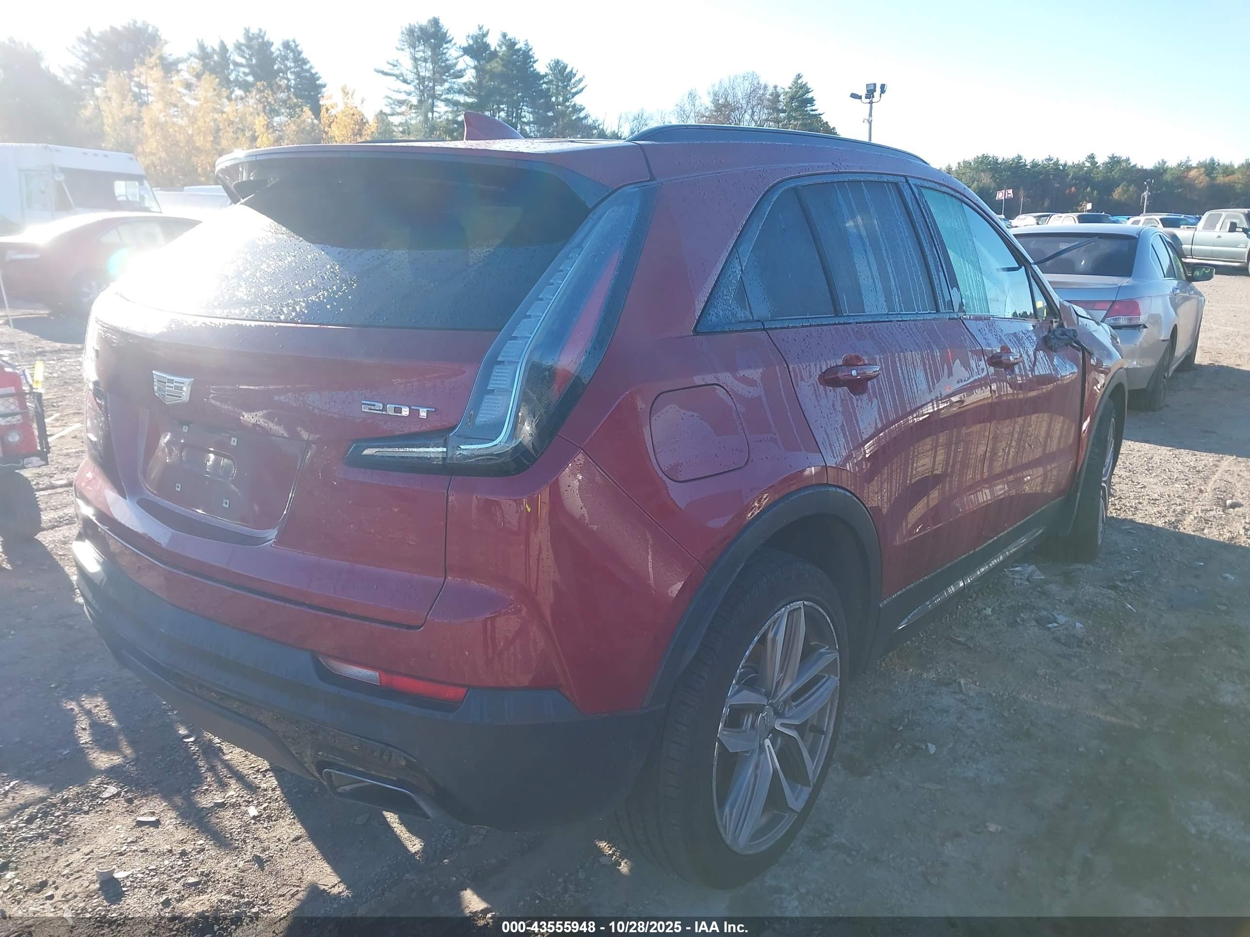CADILLAC XT4 image 4
