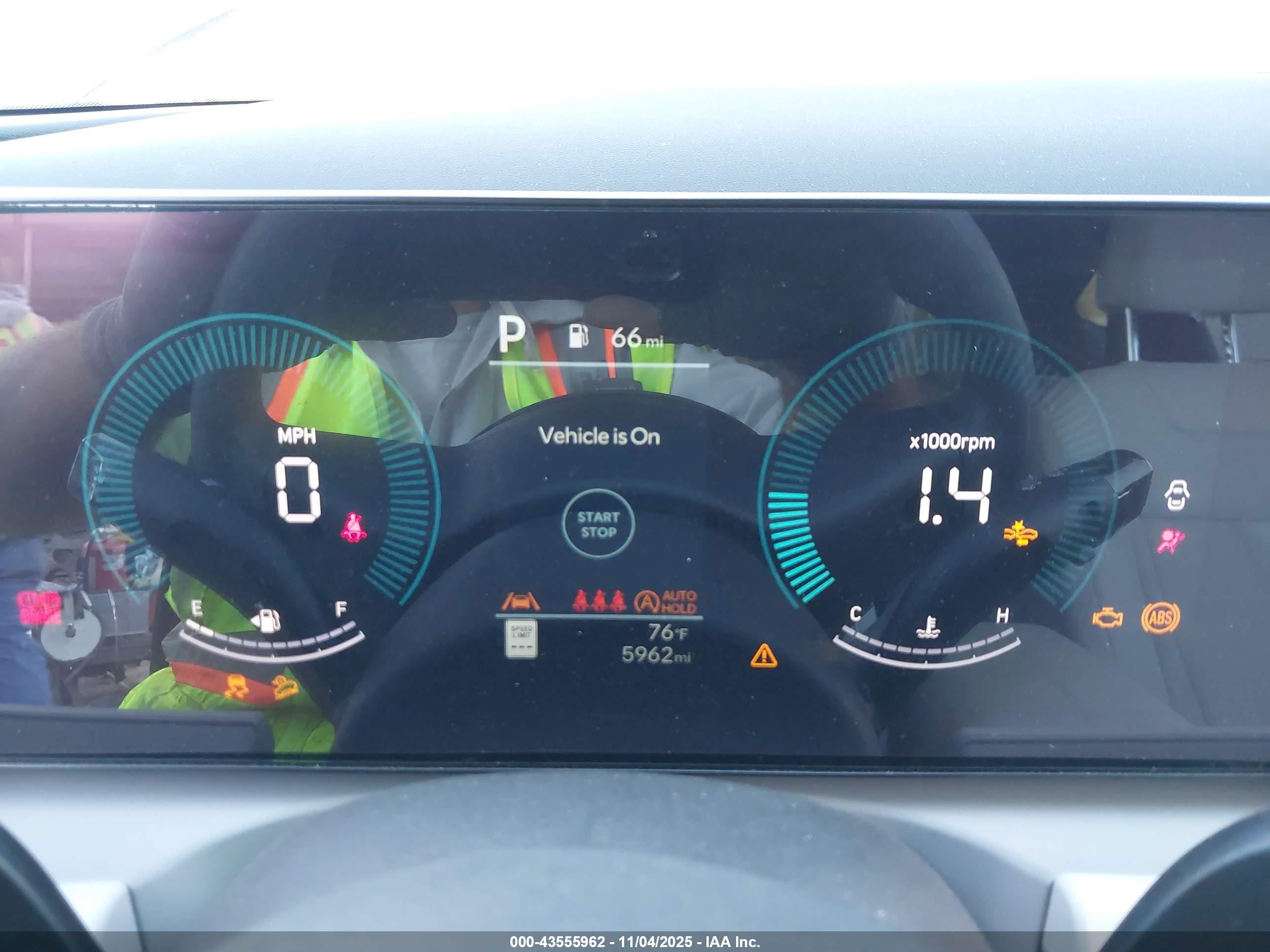 HYUNDAI TUCSON image 7