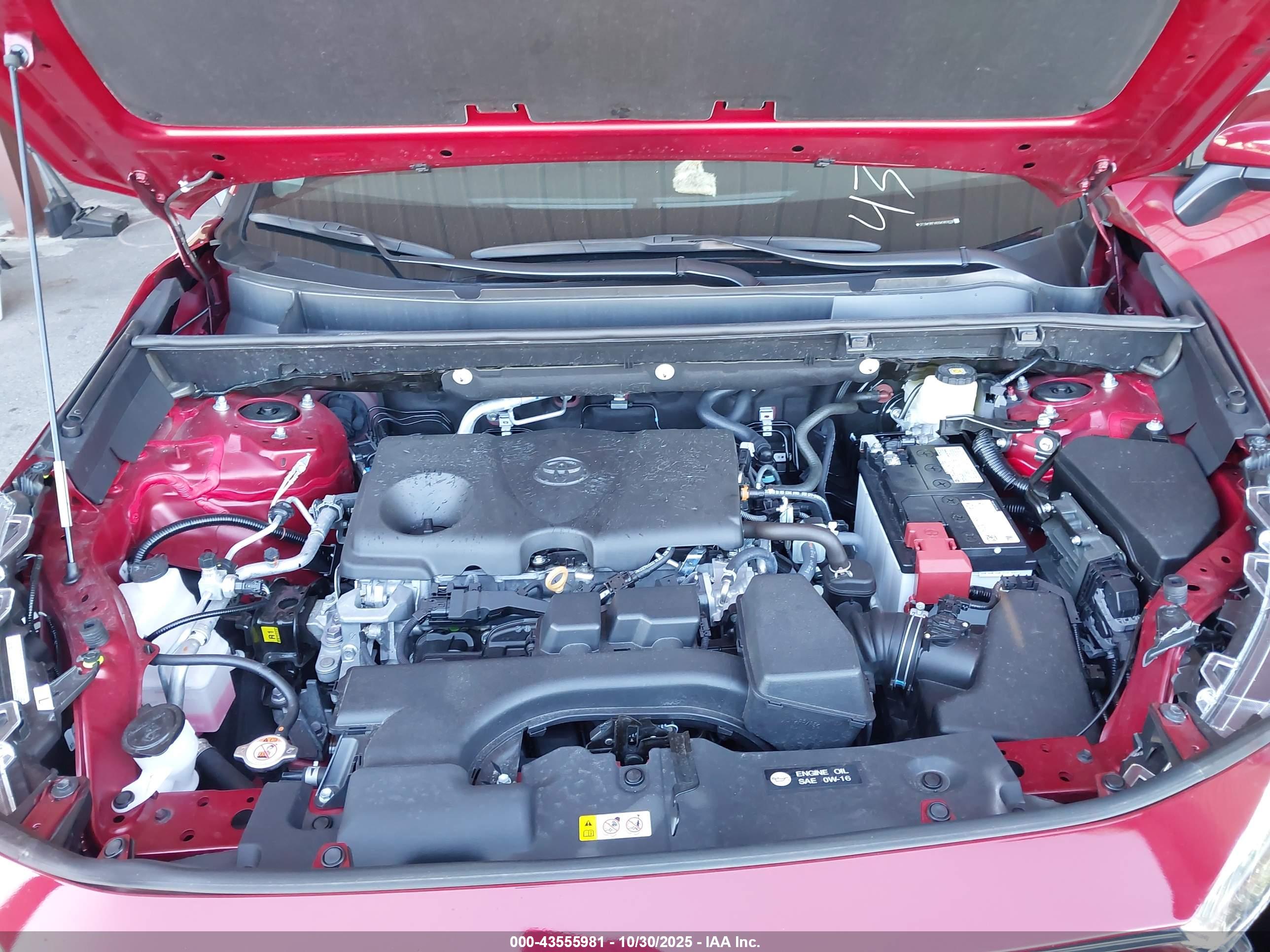 TOYOTA RAV4 image 10
