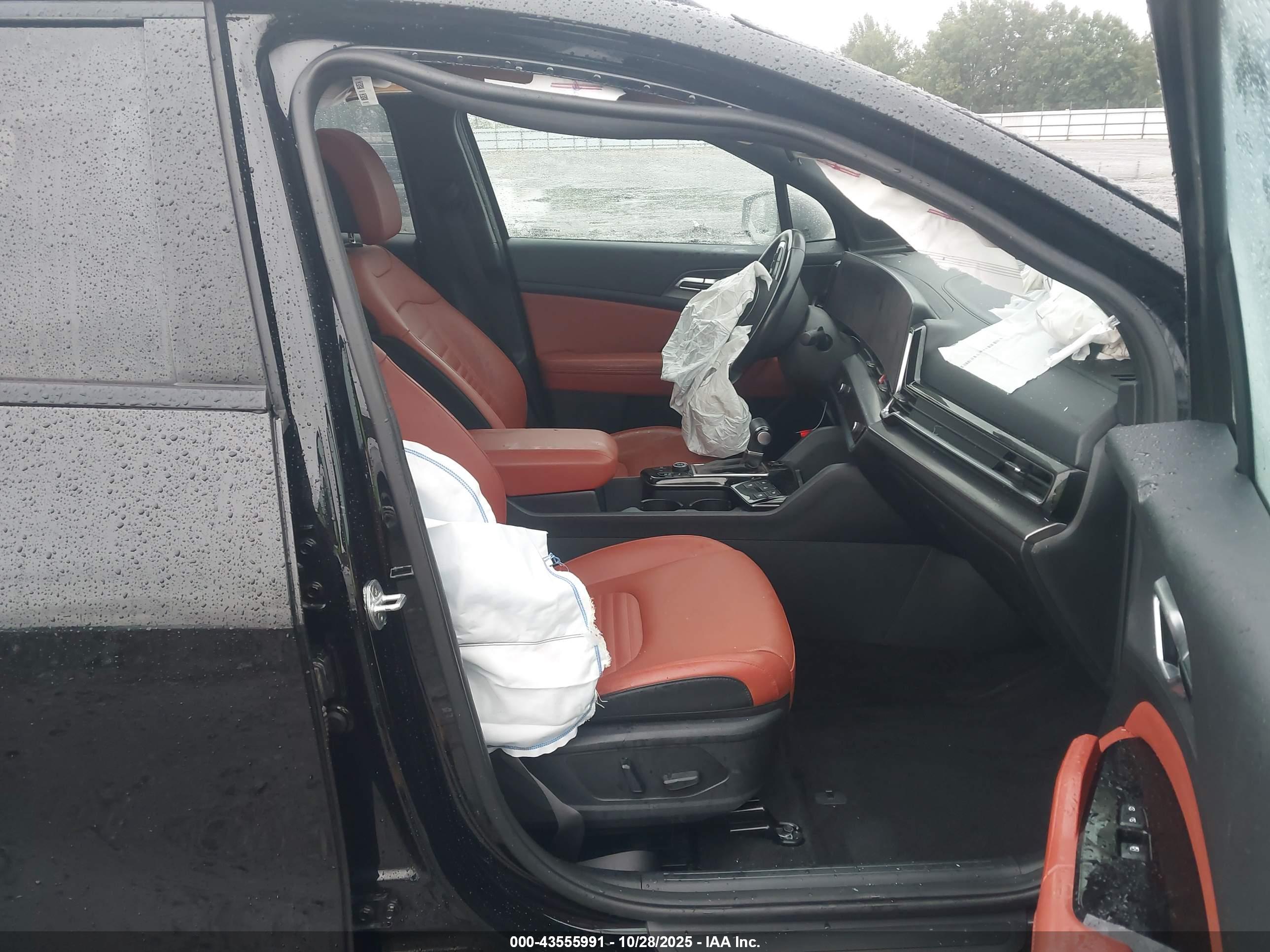KIA SPORTAGE image 5