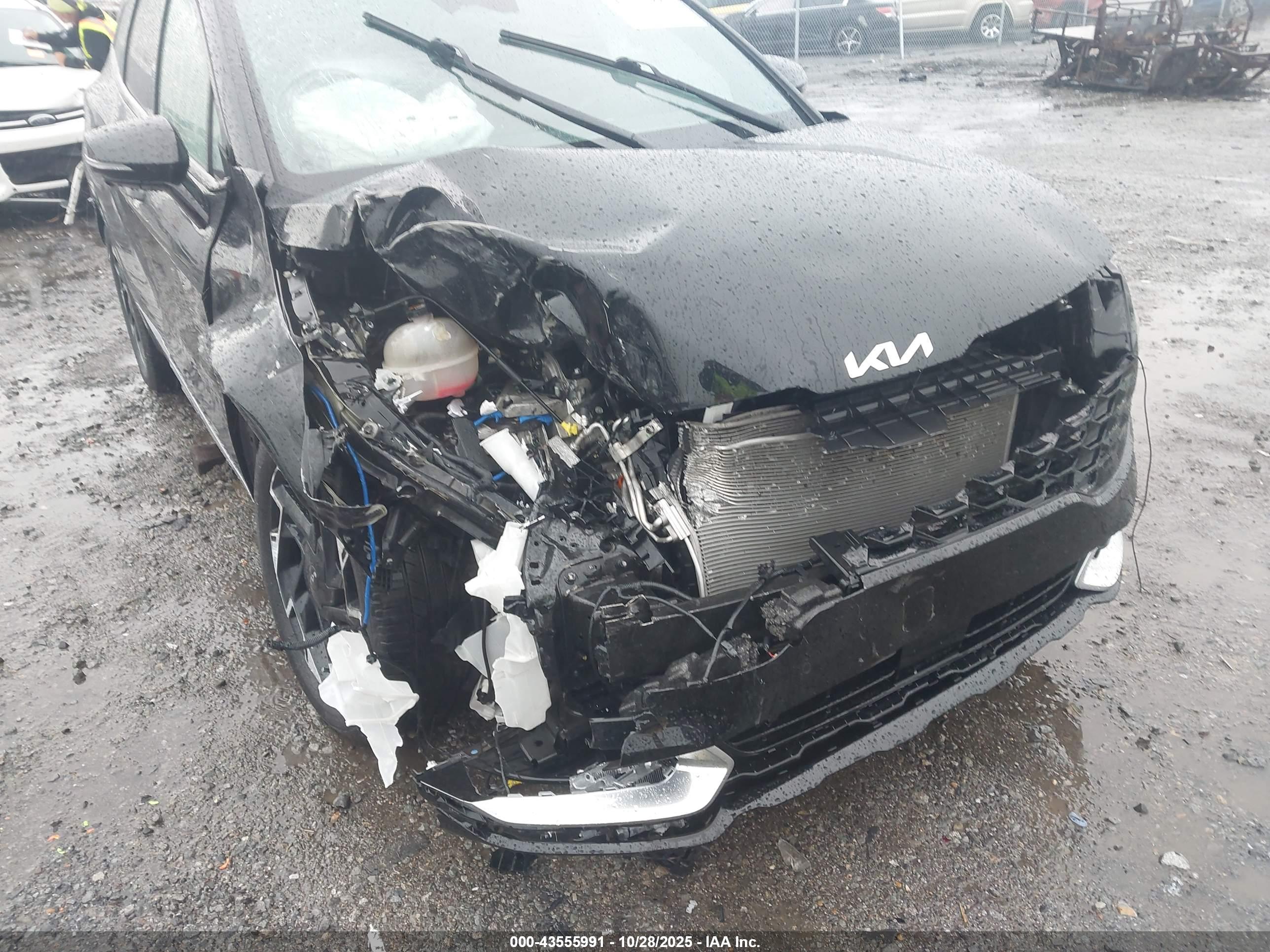 KIA SPORTAGE image 6