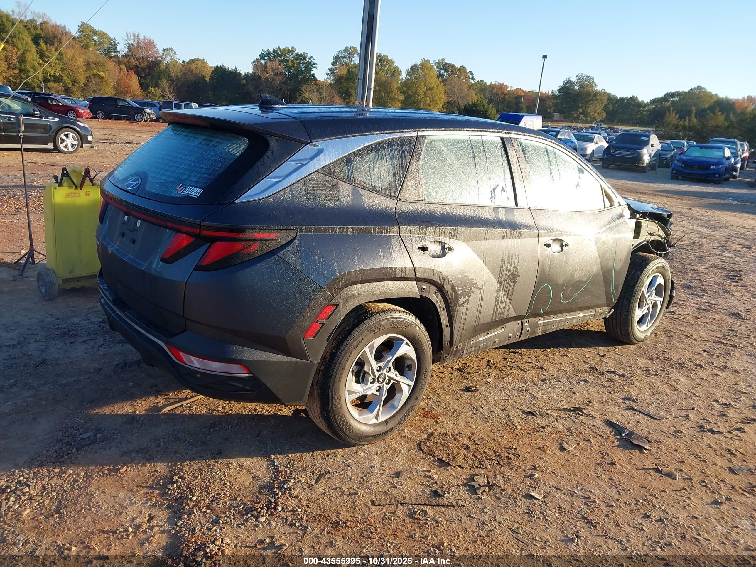 HYUNDAI TUCSON image 4