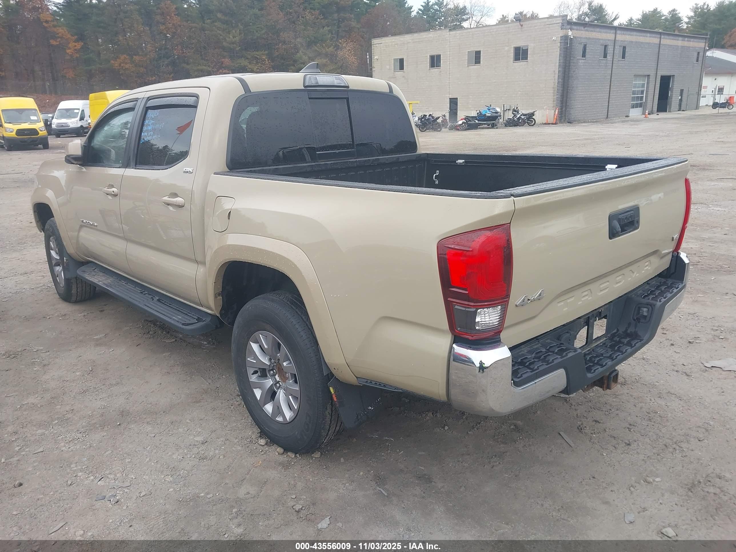 TOYOTA TACOMA image 3
