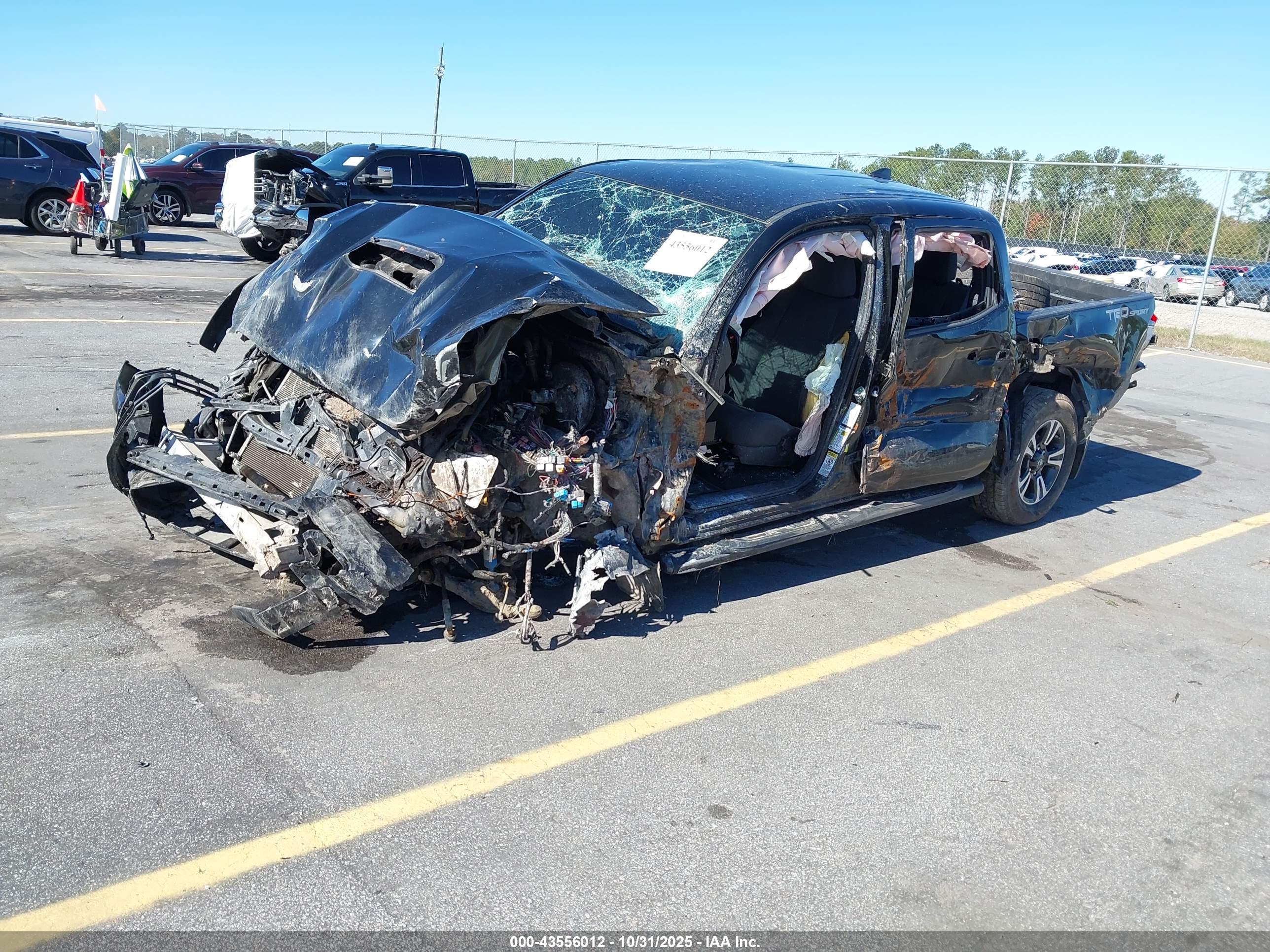 TOYOTA TACOMA image 2