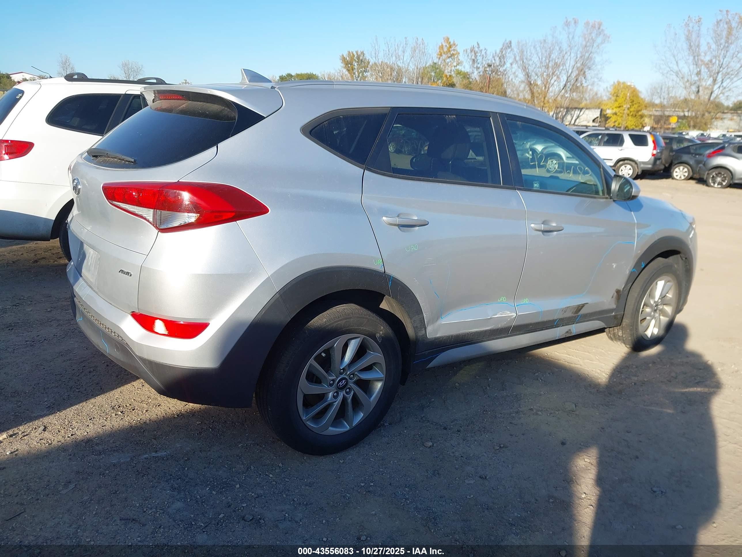 HYUNDAI TUCSON image 4