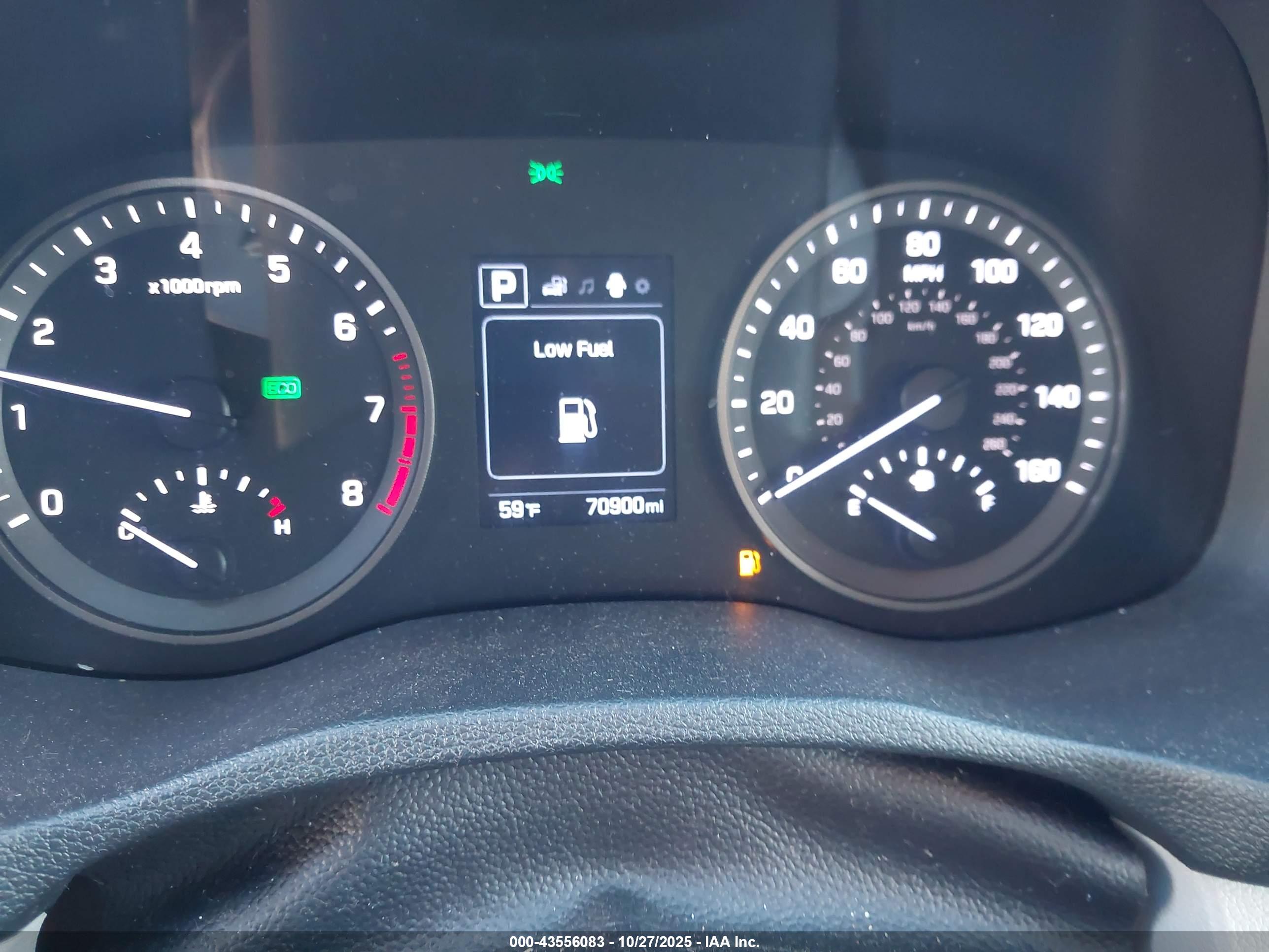 HYUNDAI TUCSON image 7