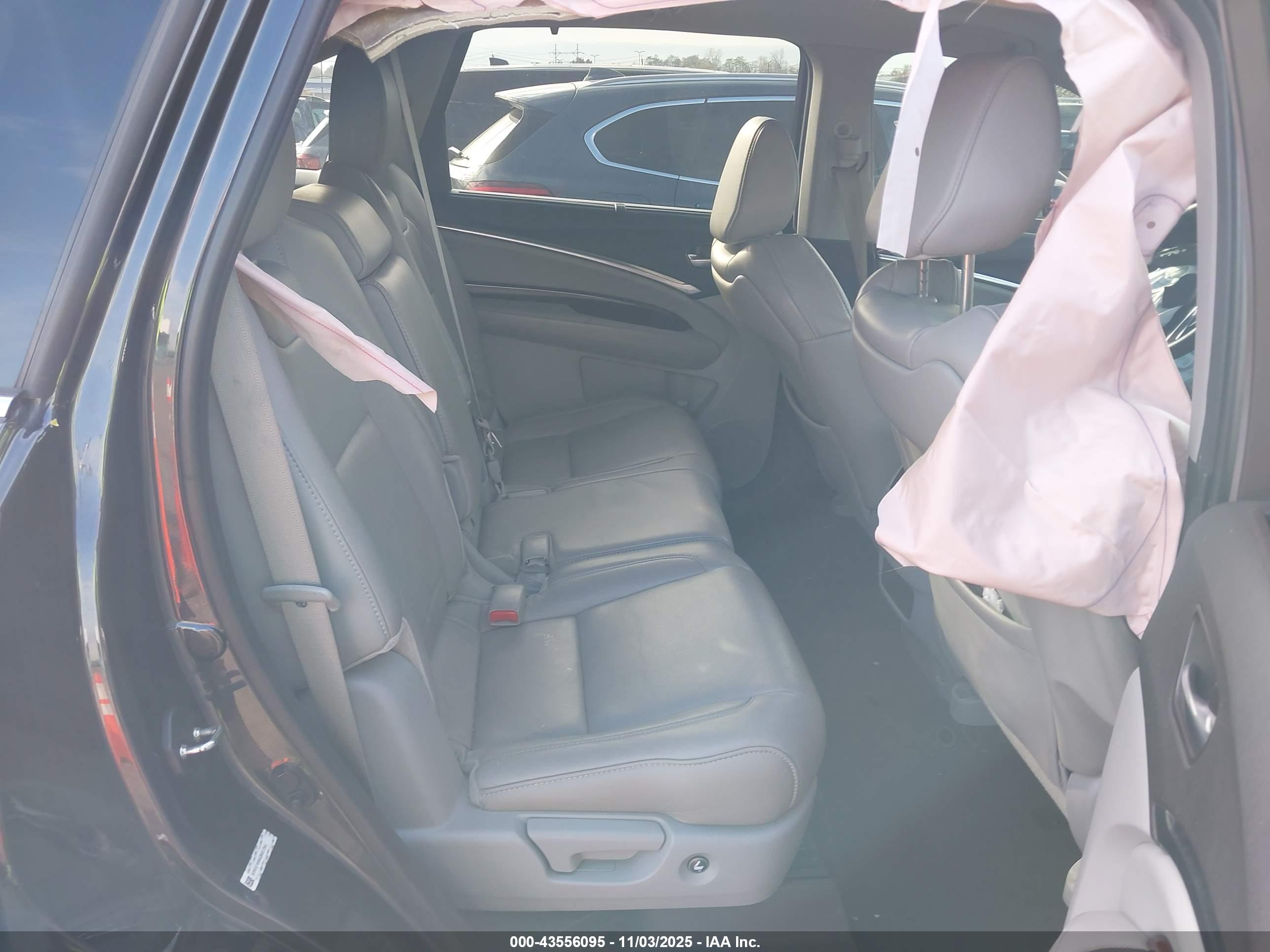 ACURA MDX image 8