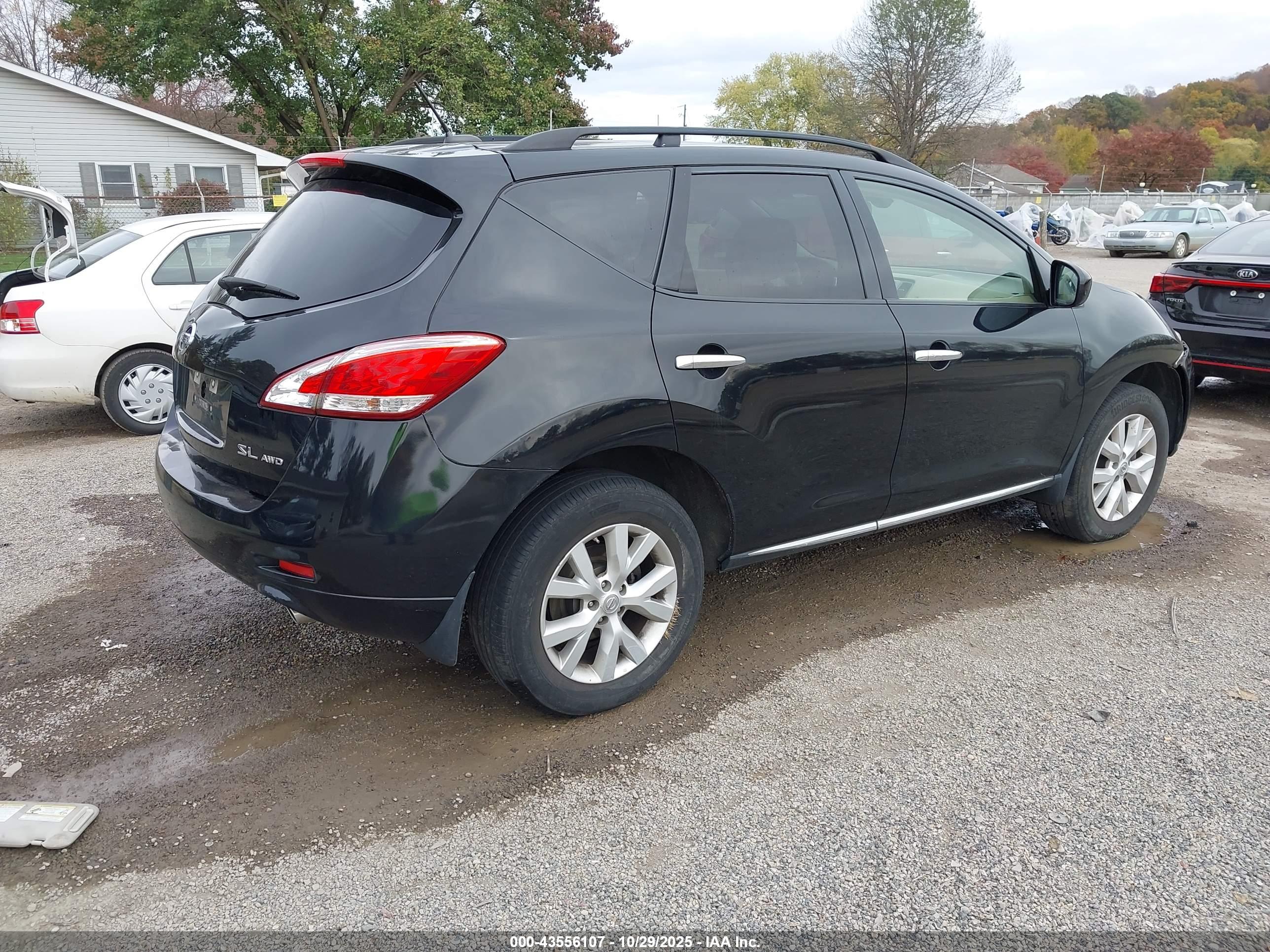 NISSAN MURANO image 4