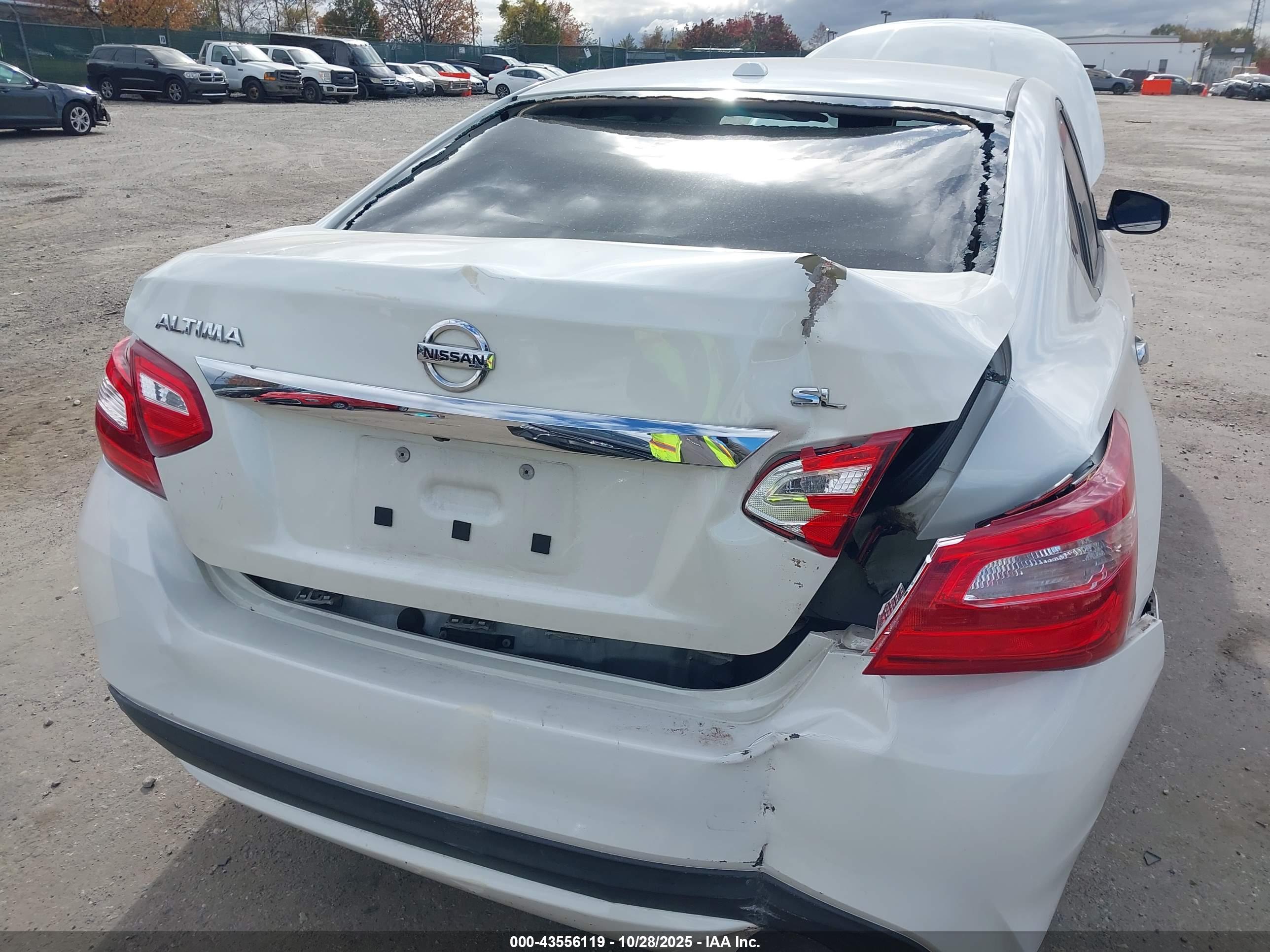 NISSAN ALTIMA image 6
