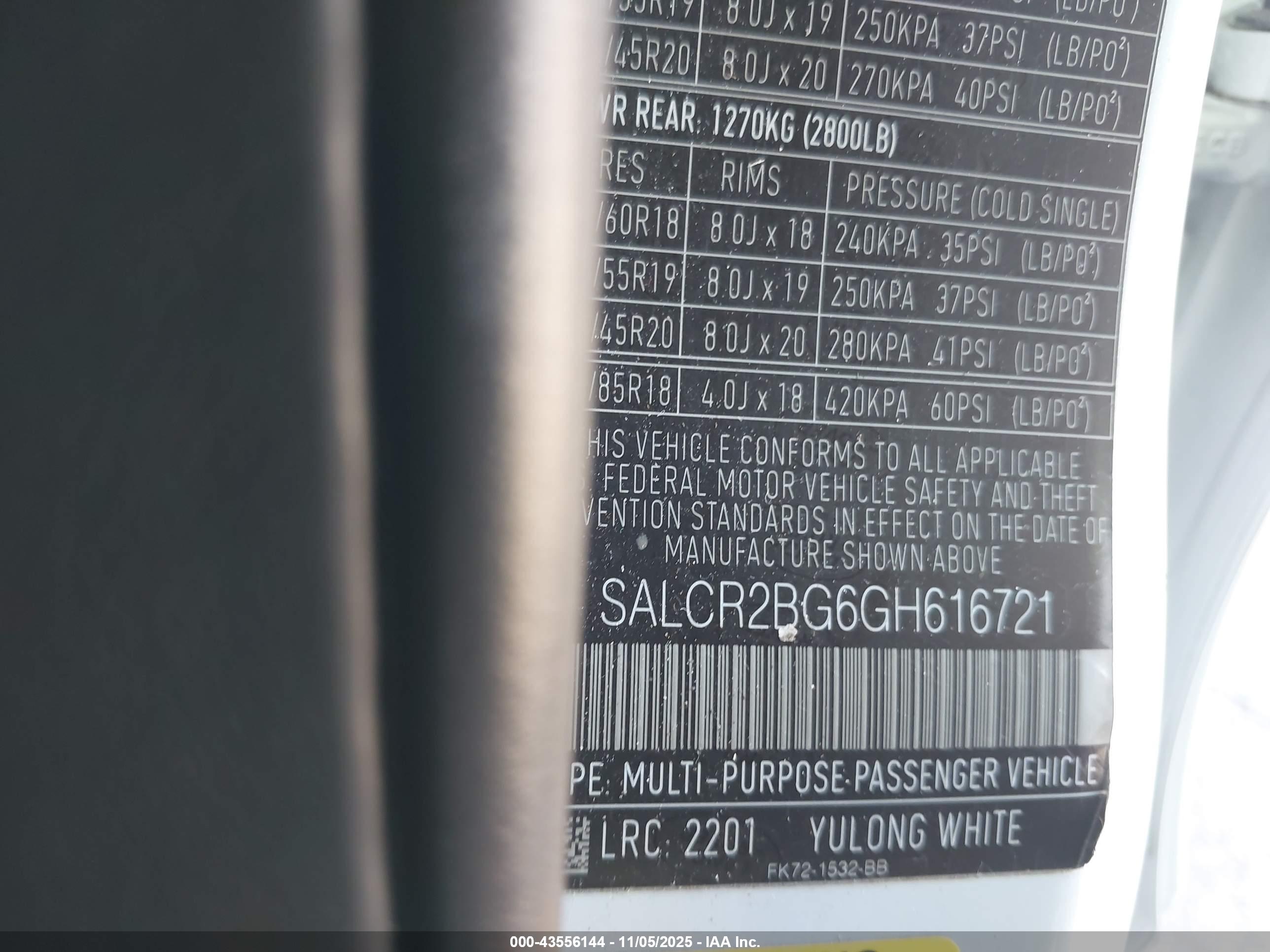 LAND ROVER image 9