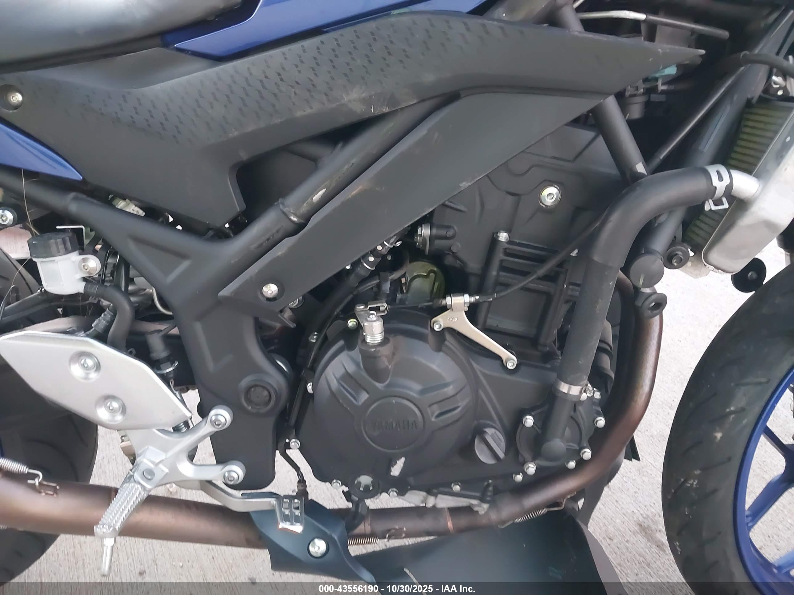 YAMAHA YZFR3 image 8