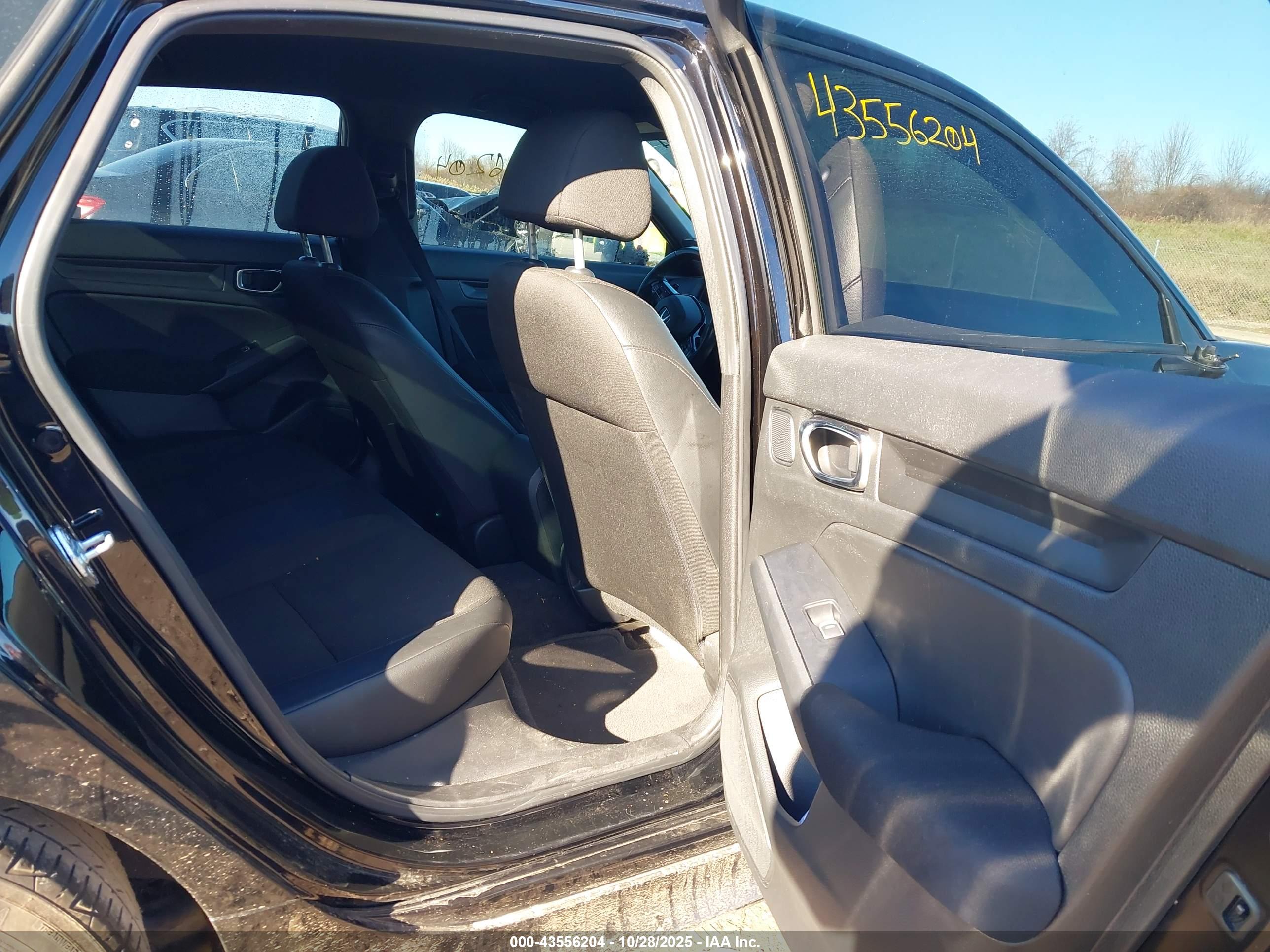HONDA CIVIC image 8