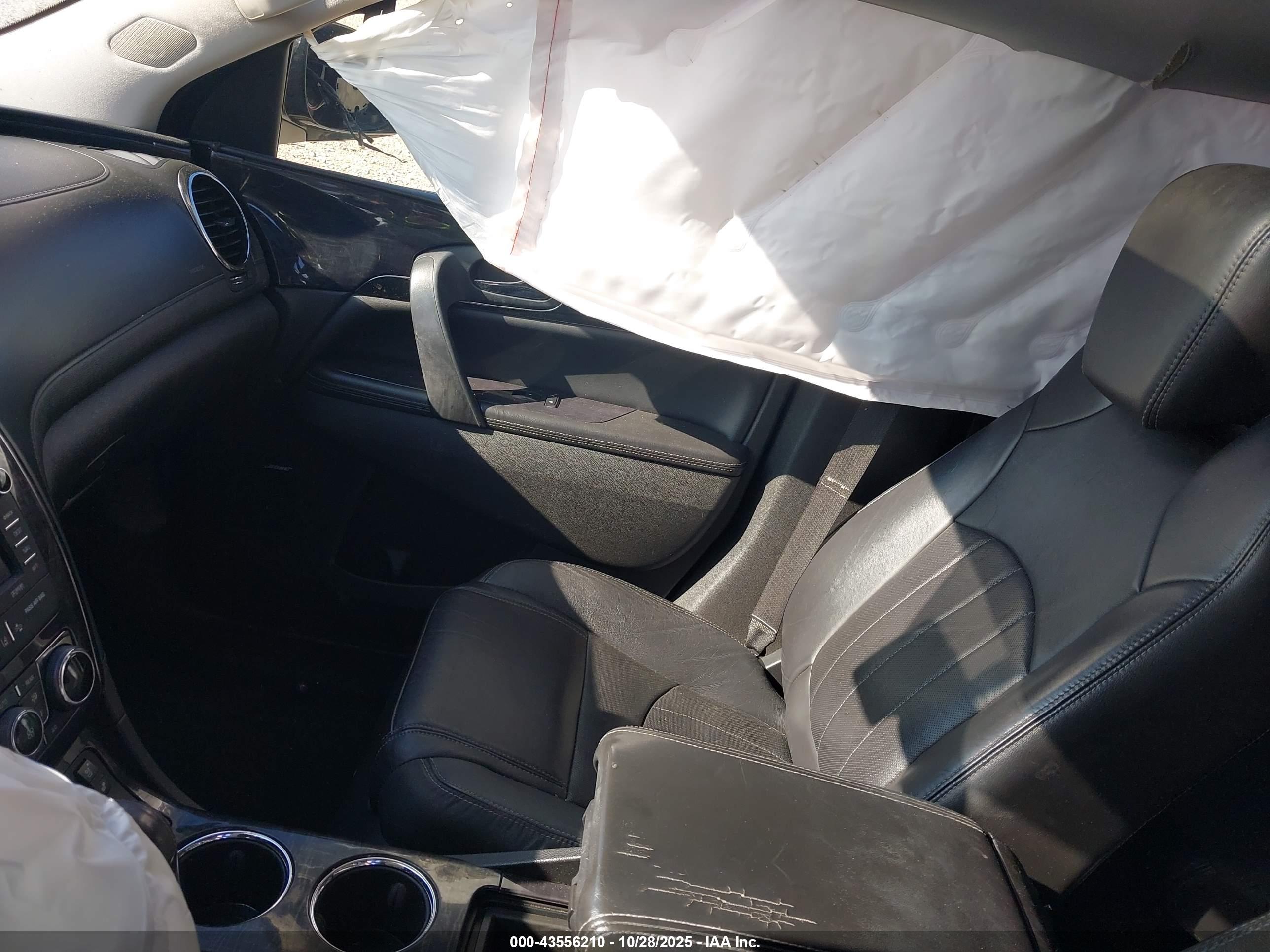 BUICK ENCLAVE image 5