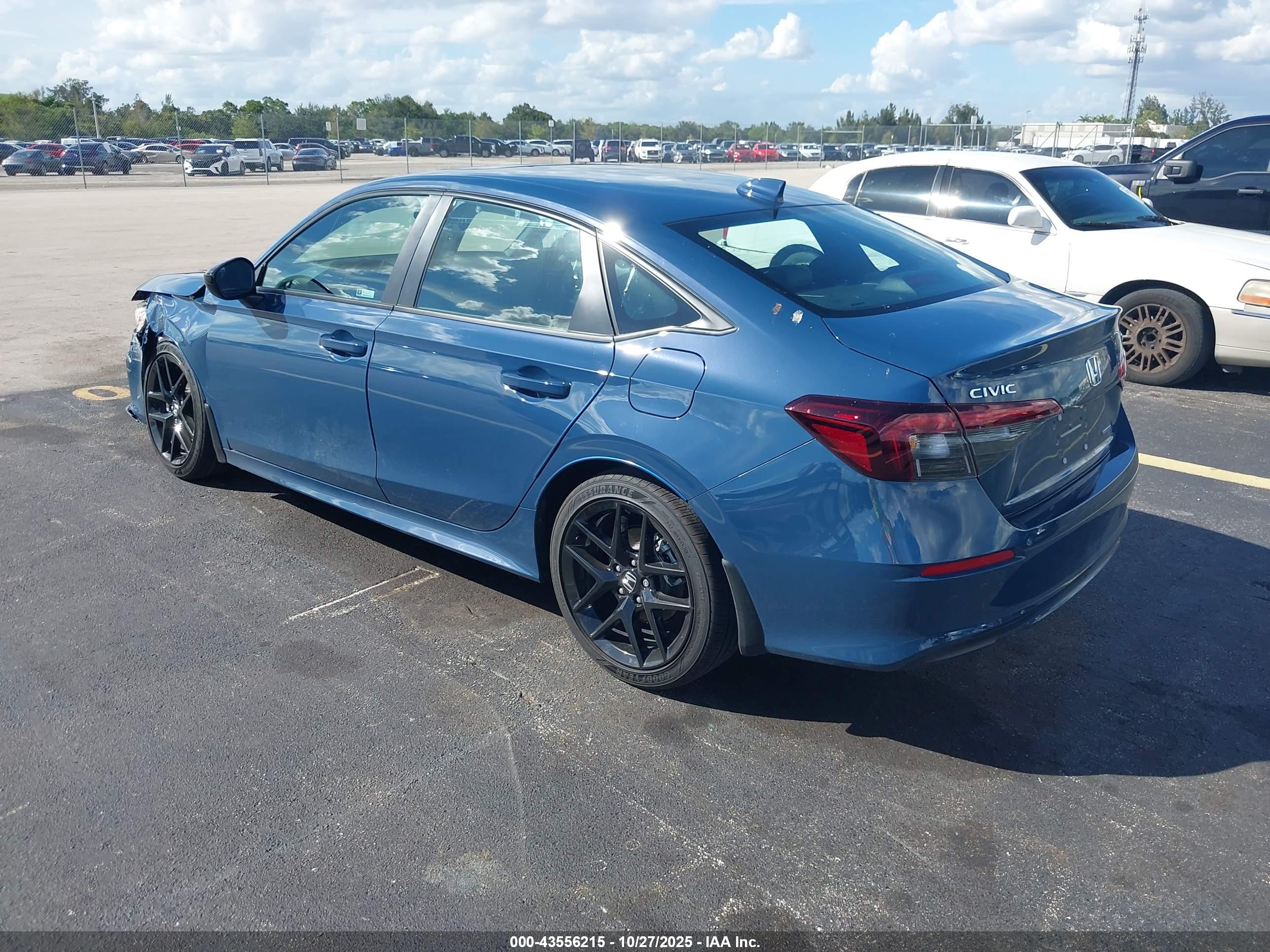 HONDA CIVIC image 3
