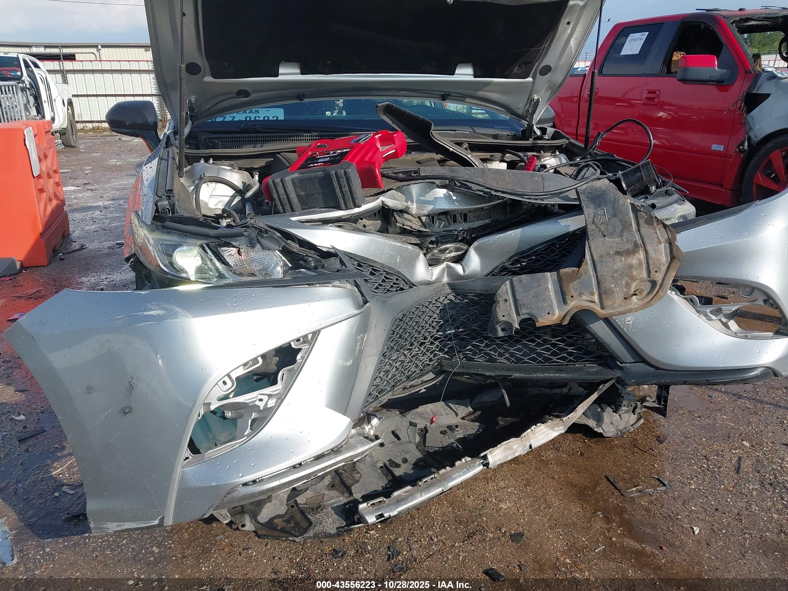TOYOTA CAMRY image 6