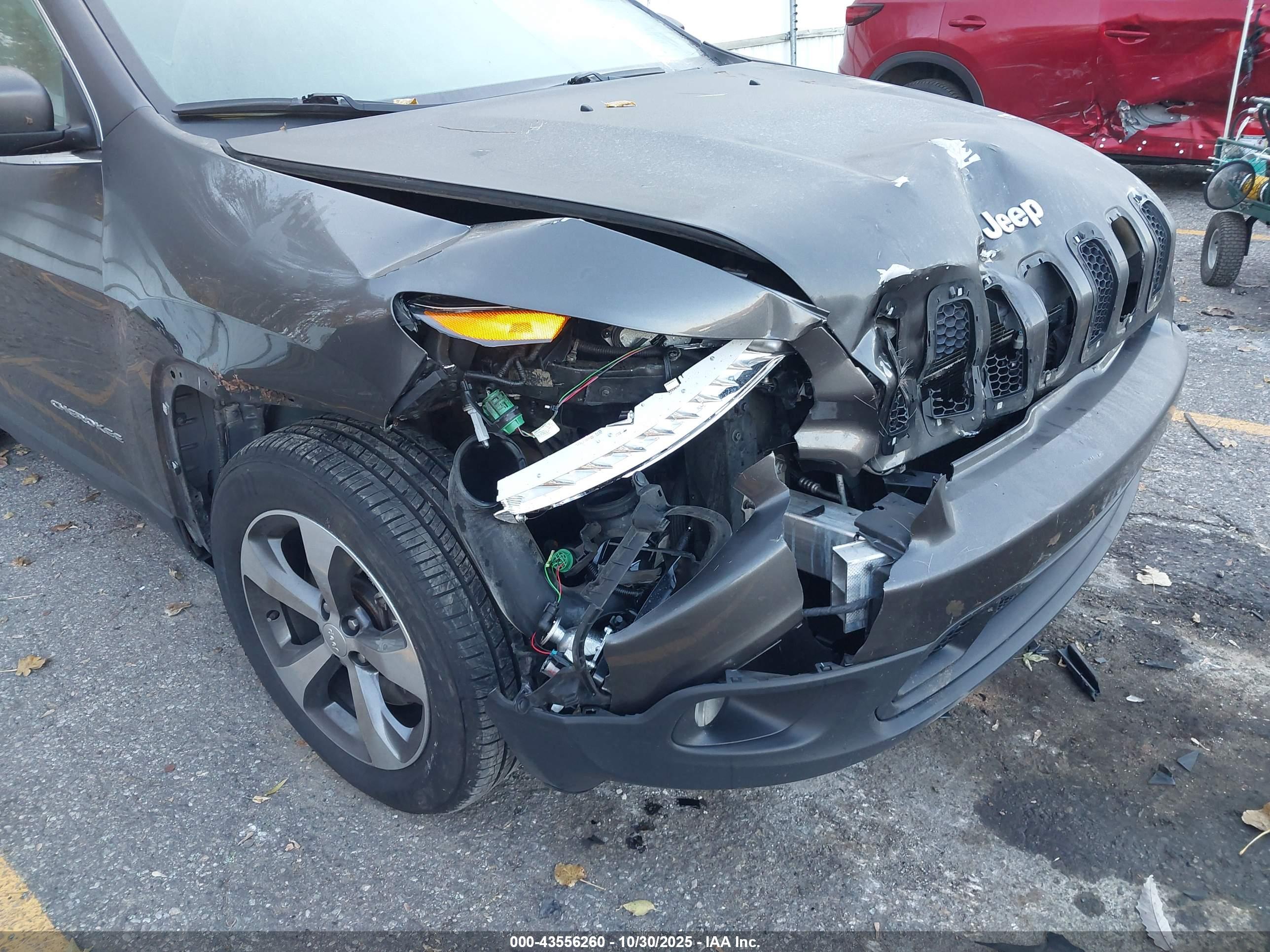 JEEP CHEROKEE image 6