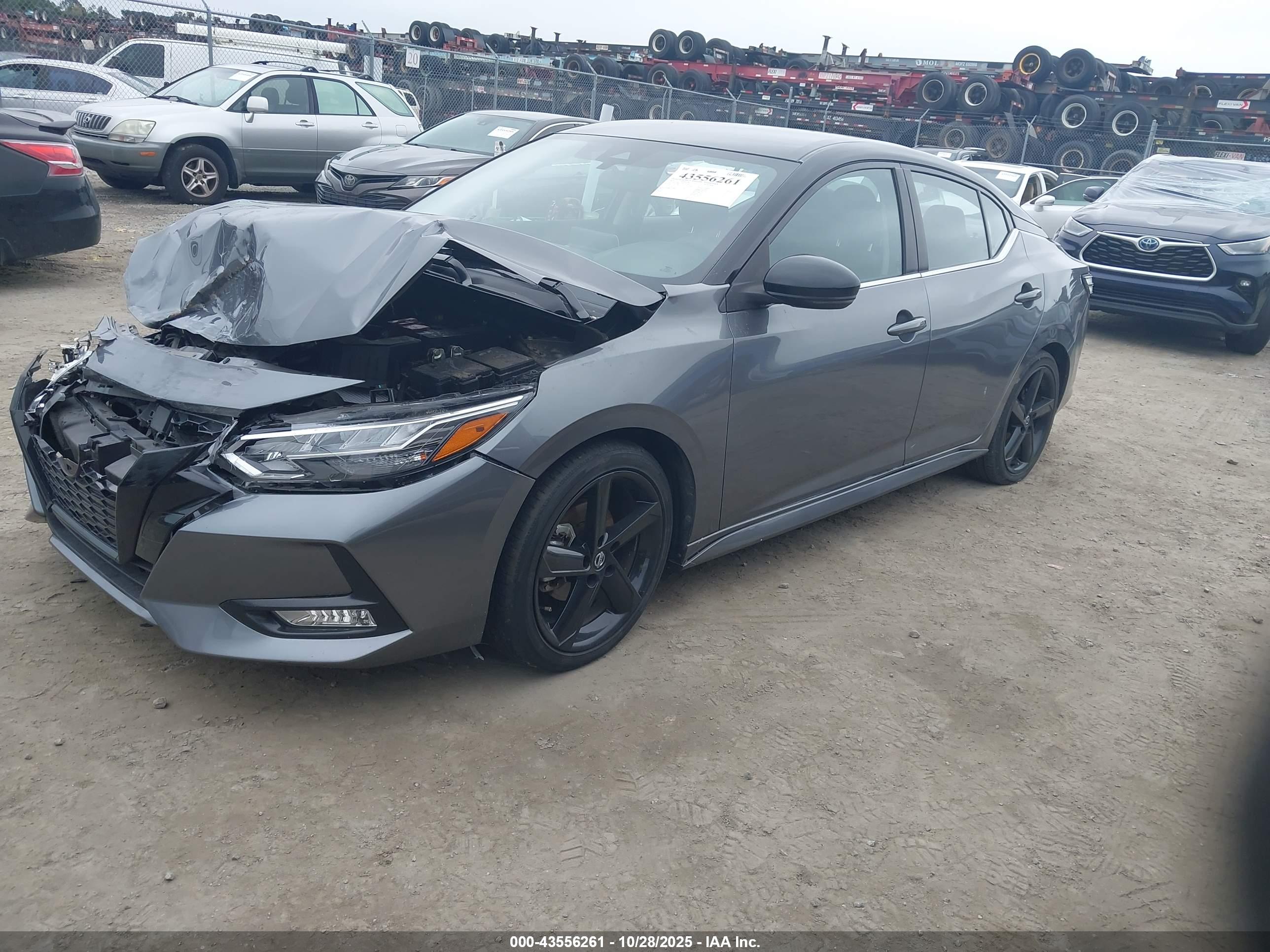 NISSAN SENTRA image 2