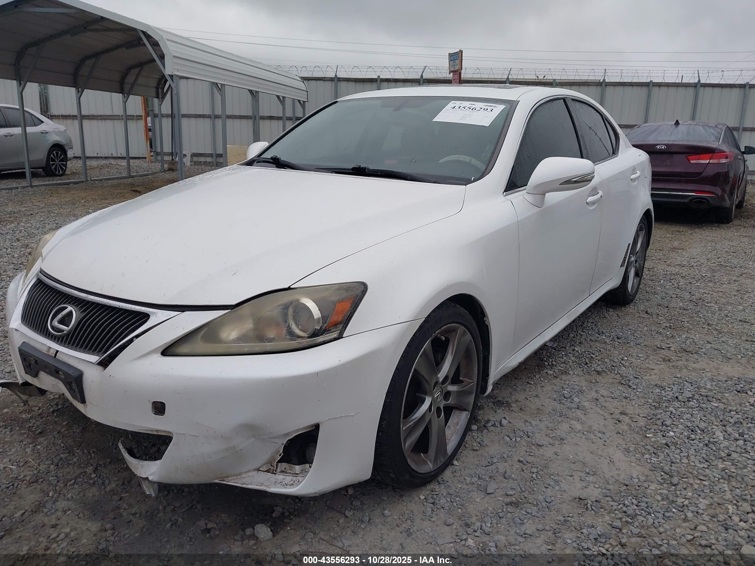 LEXUS IS image 6