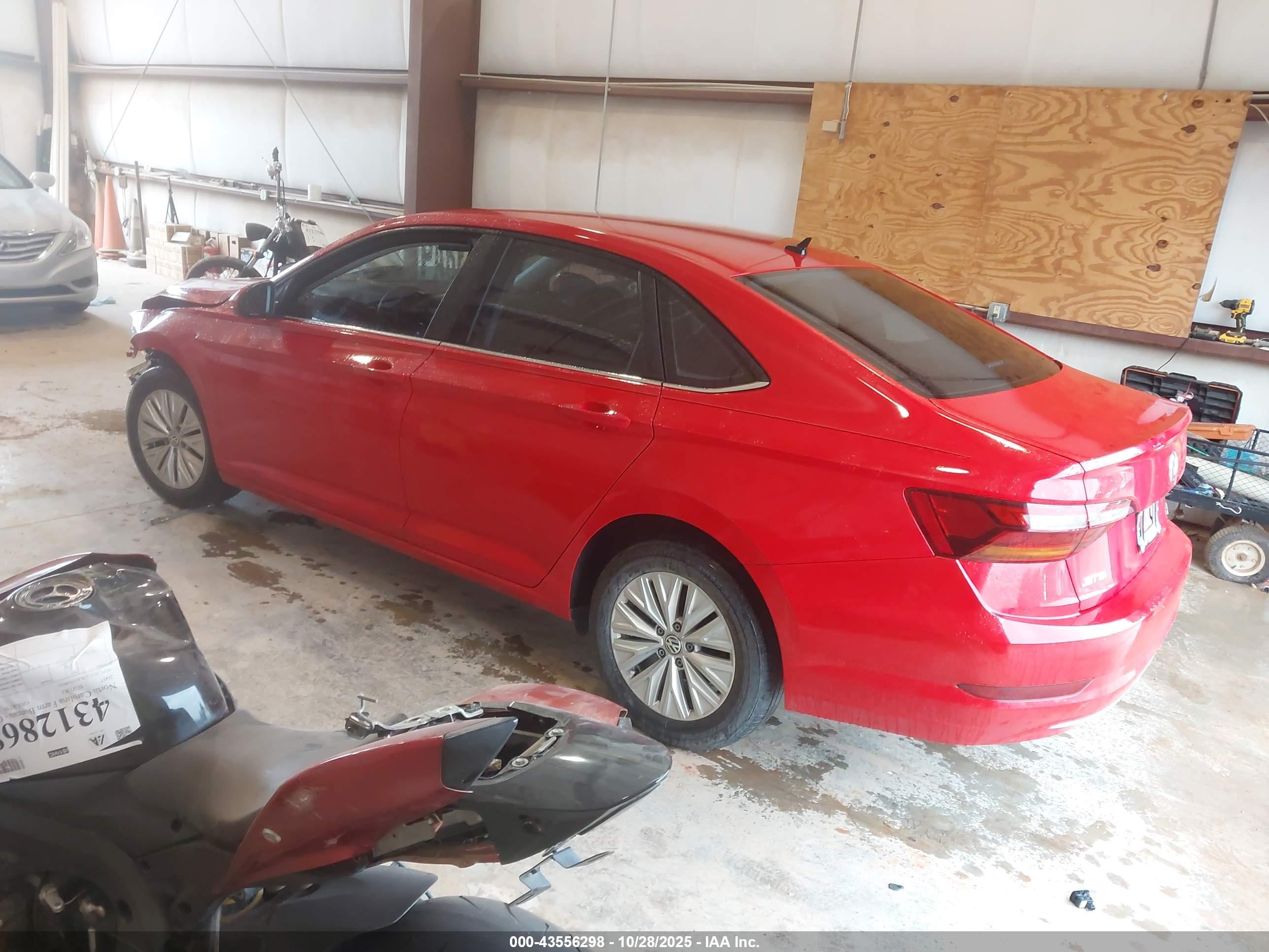 VOLKSWAGEN JETTA image 3