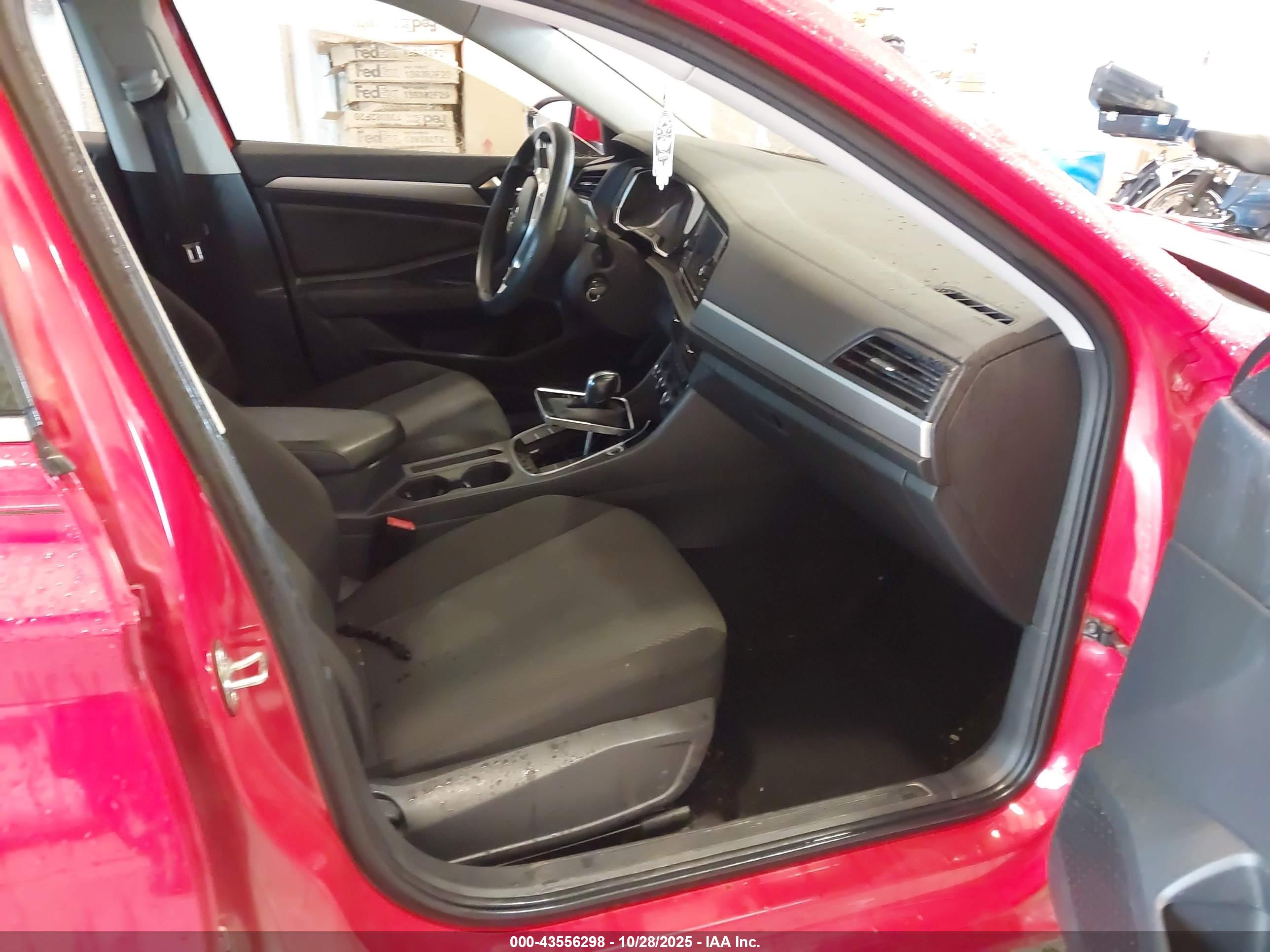 VOLKSWAGEN JETTA image 5