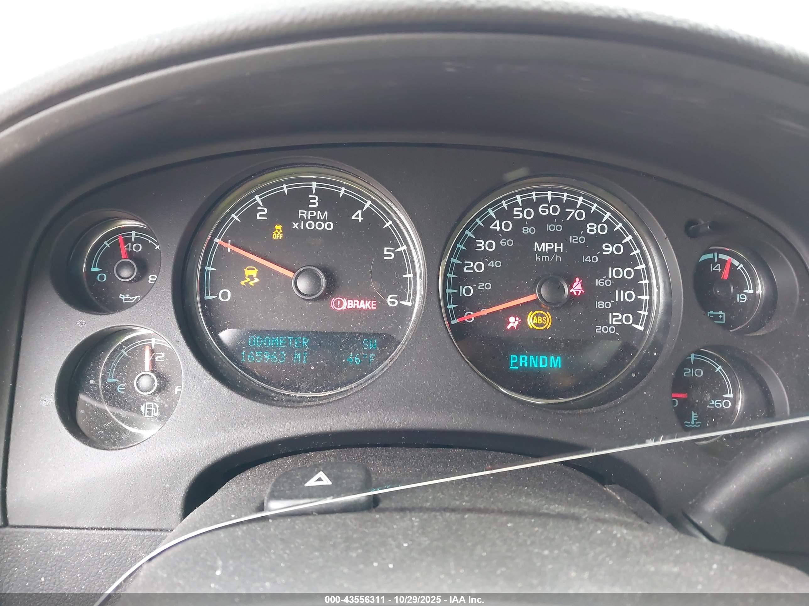 GMC YUKON image 7
