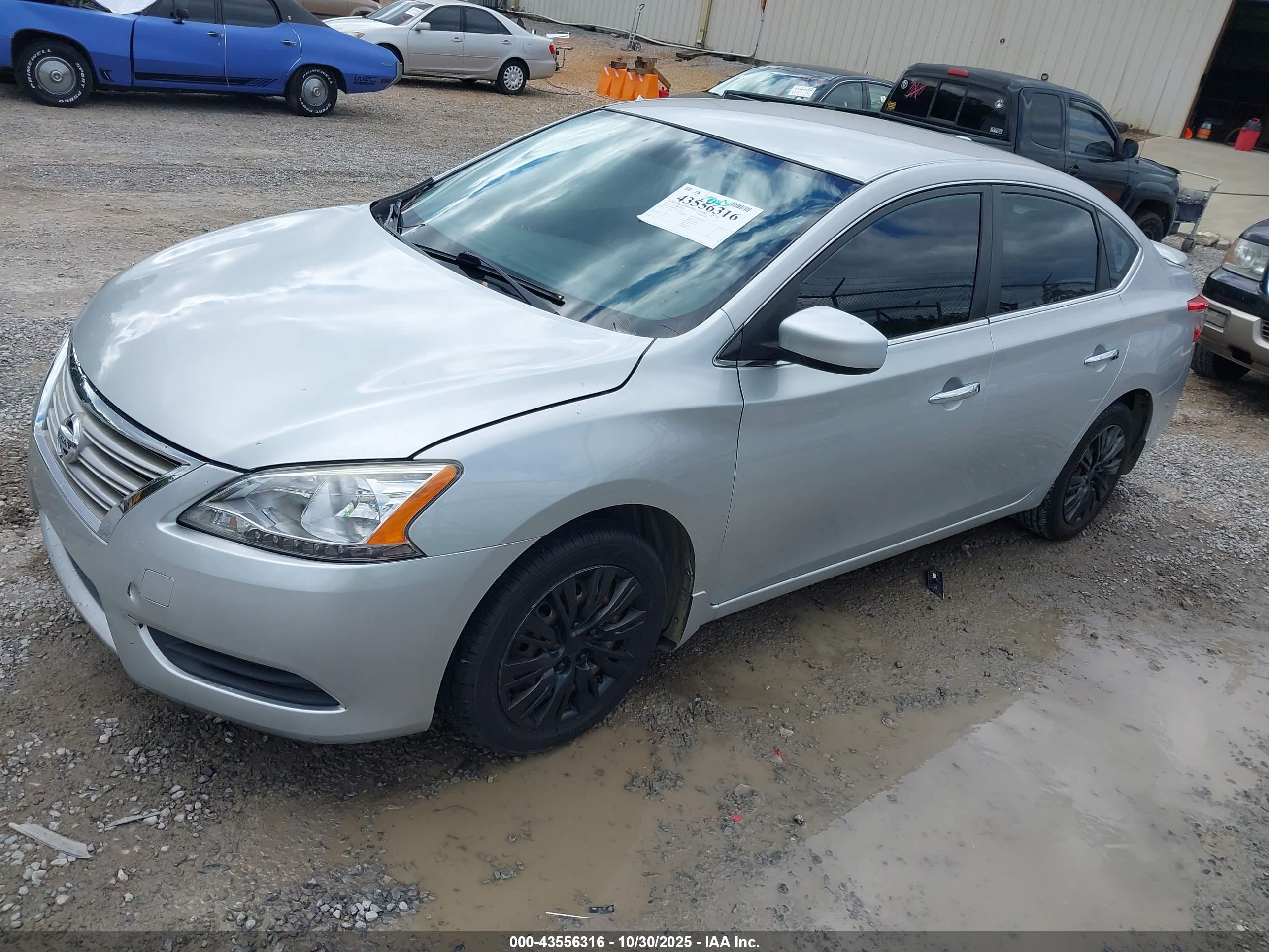 NISSAN SENTRA image 2