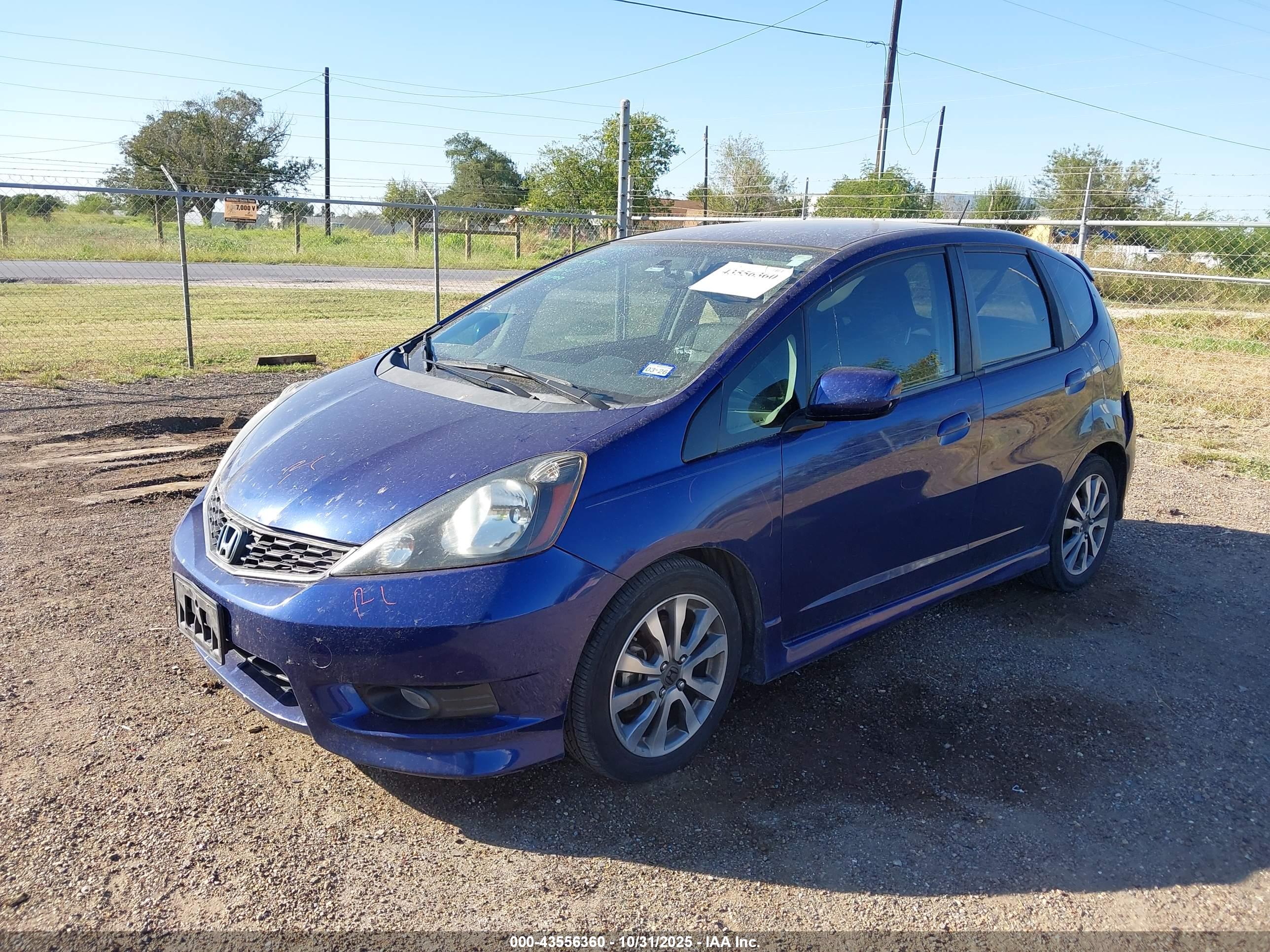 HONDA FIT image 2