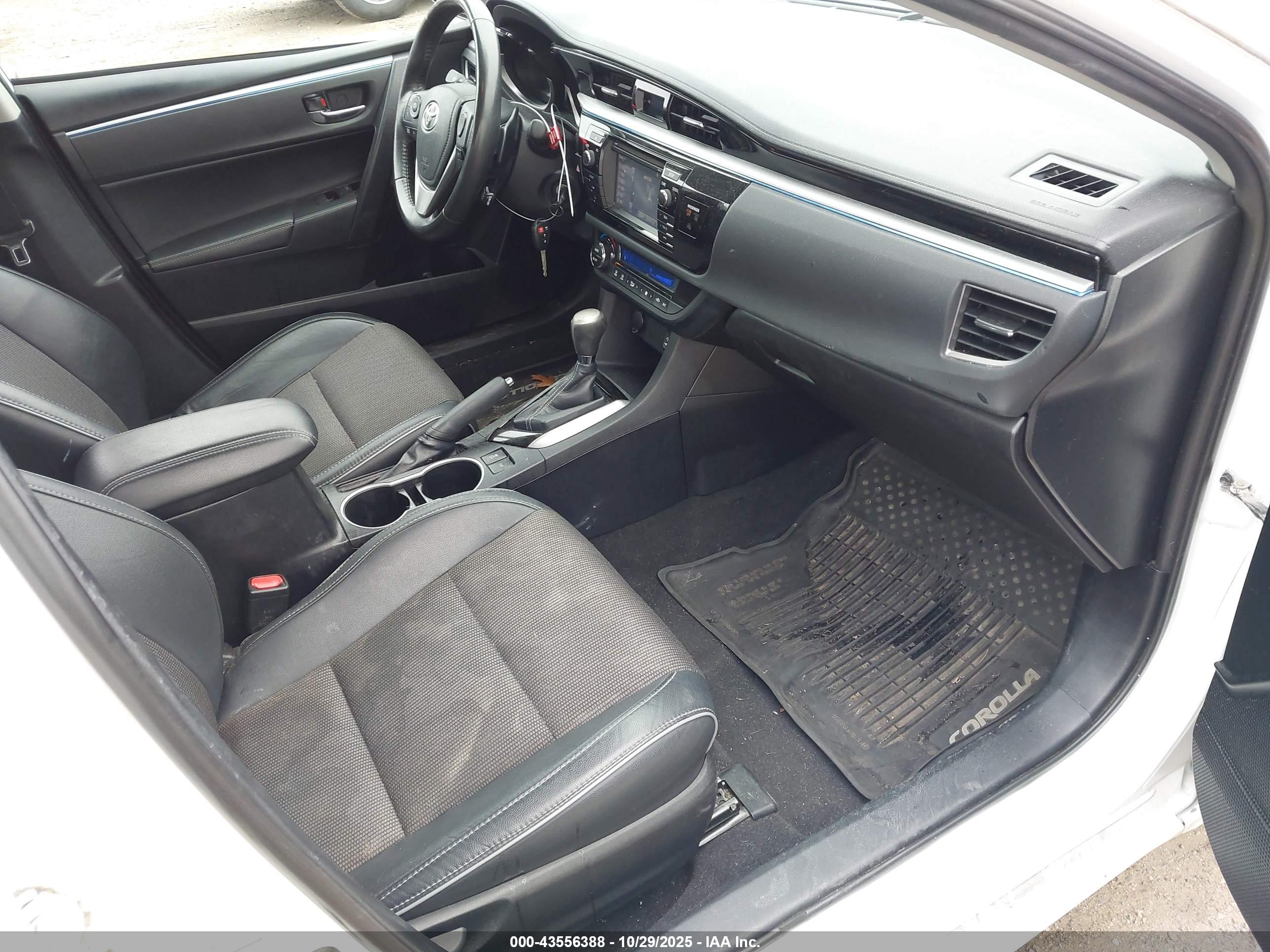 TOYOTA COROLLA image 5