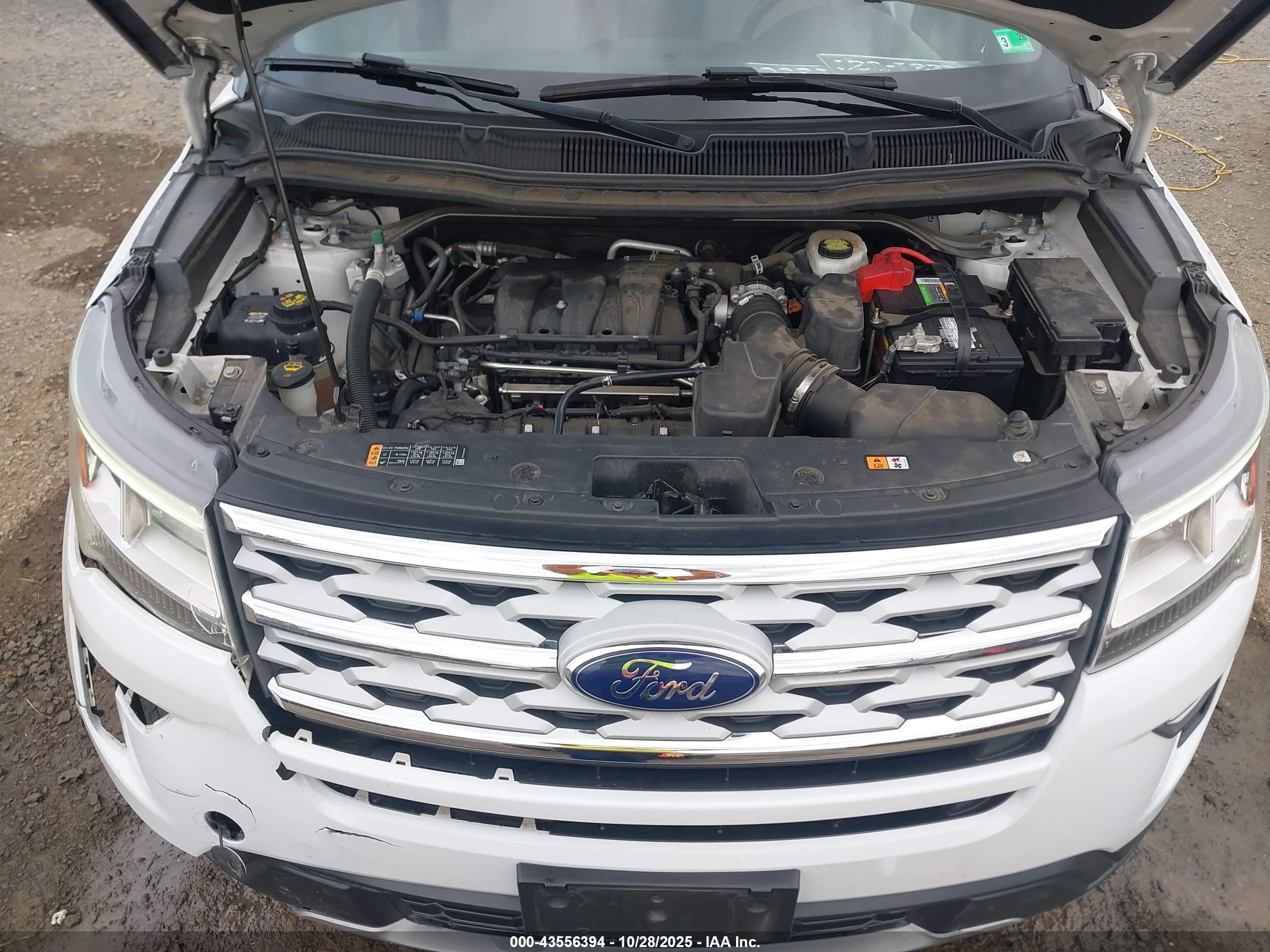 FORD EXPLORER image 10