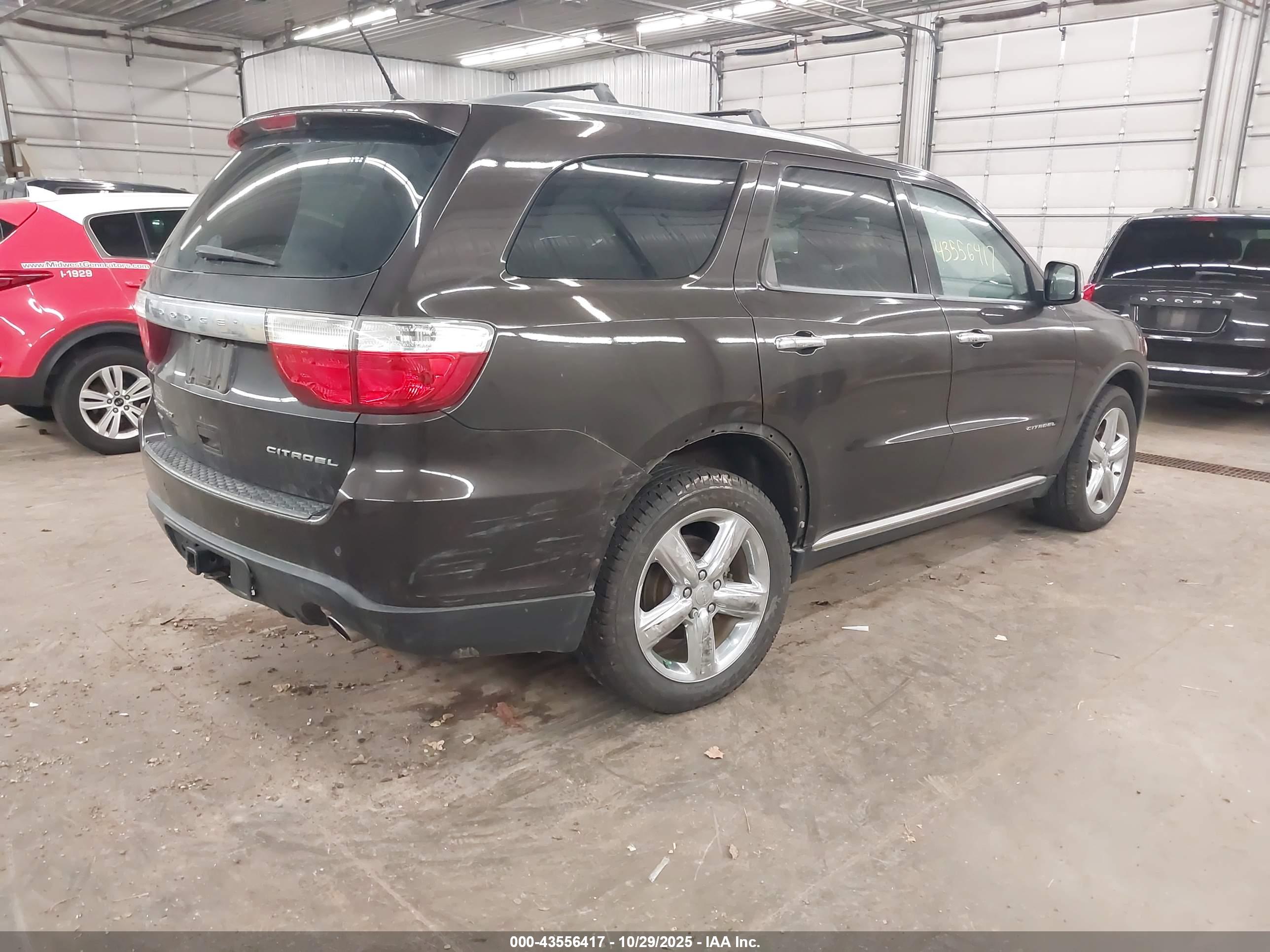 DODGE DURANGO image 4