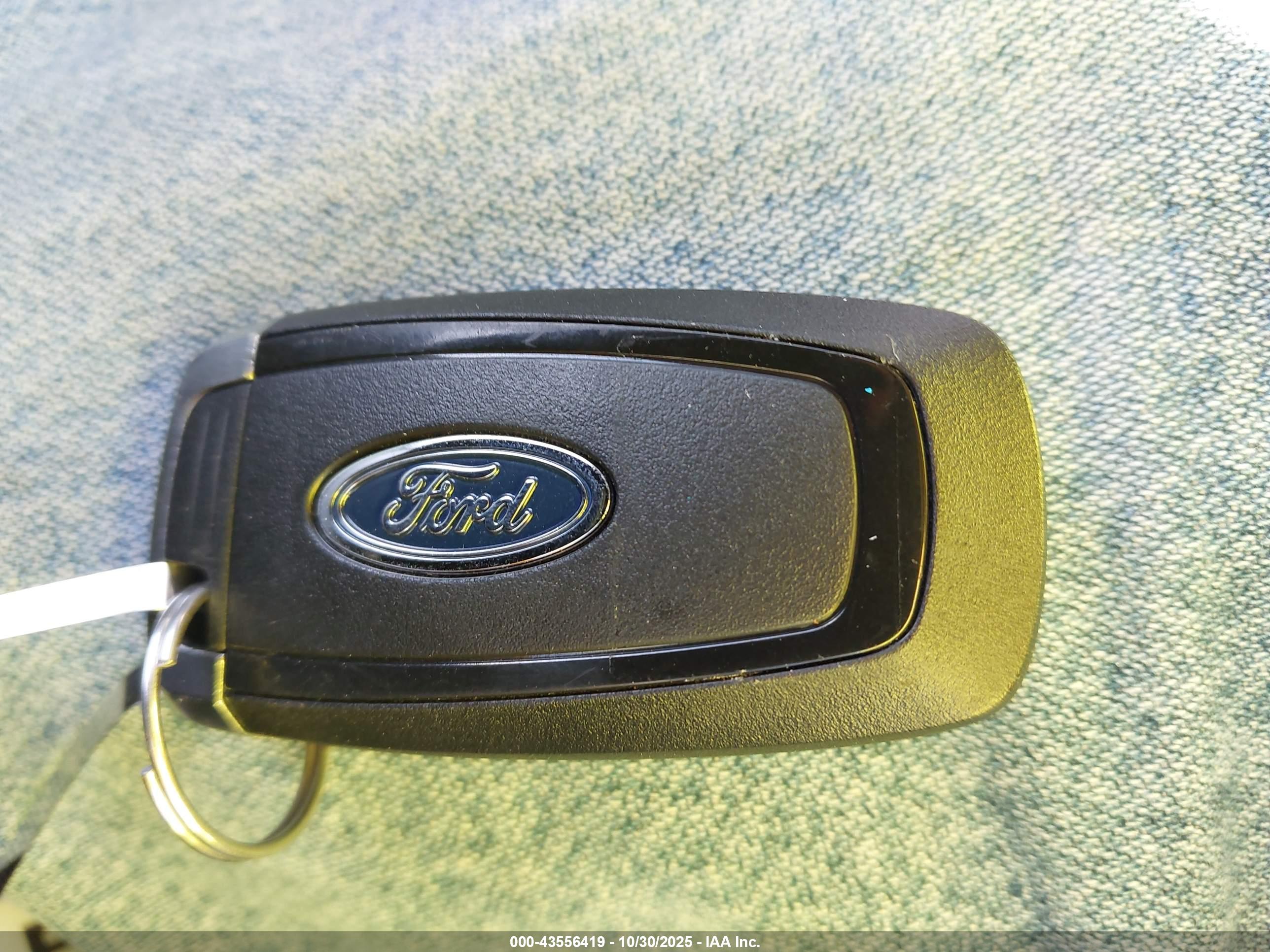FORD ESCAPE image 11