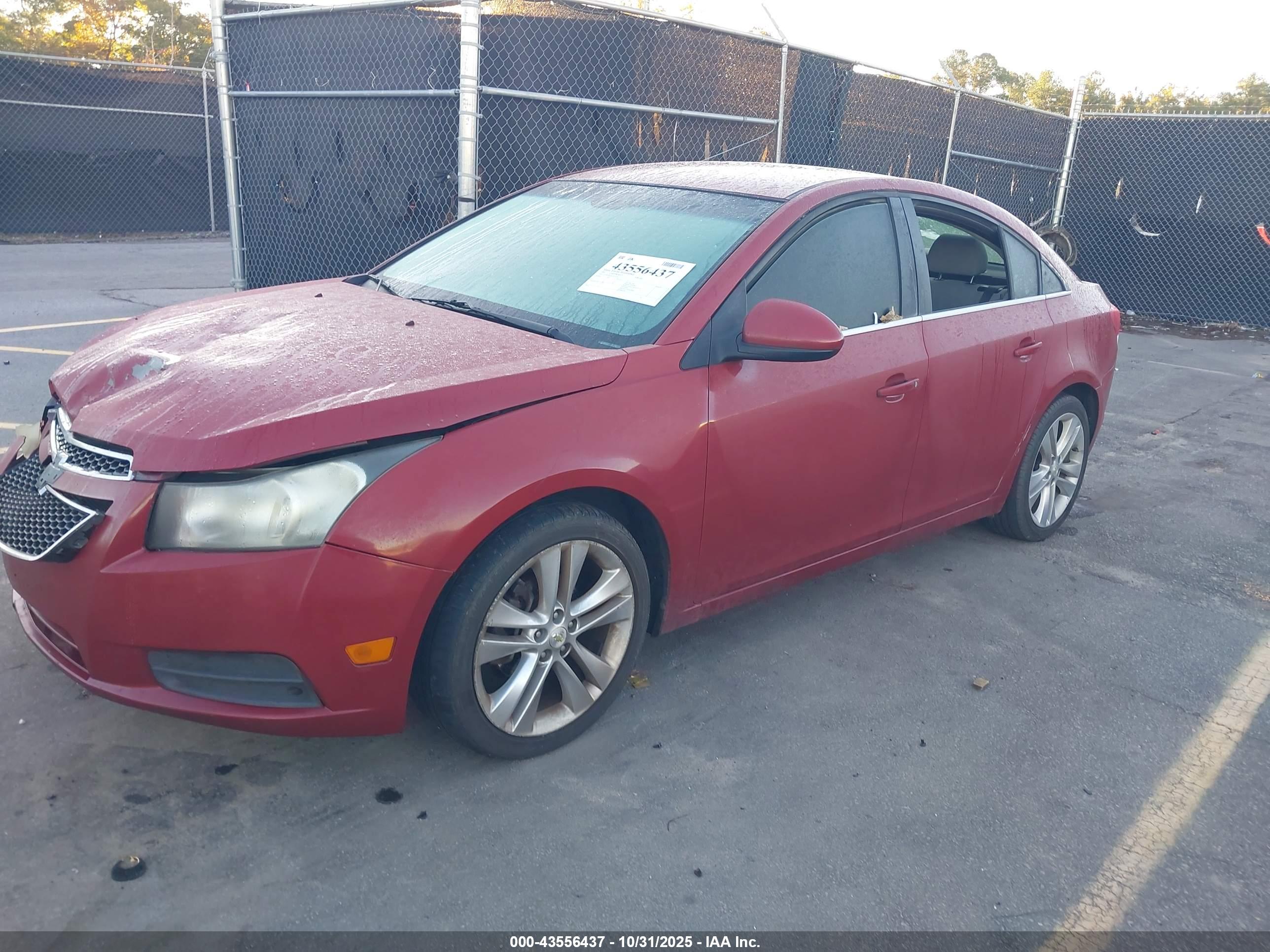 CHEVROLET CRUZE image 2