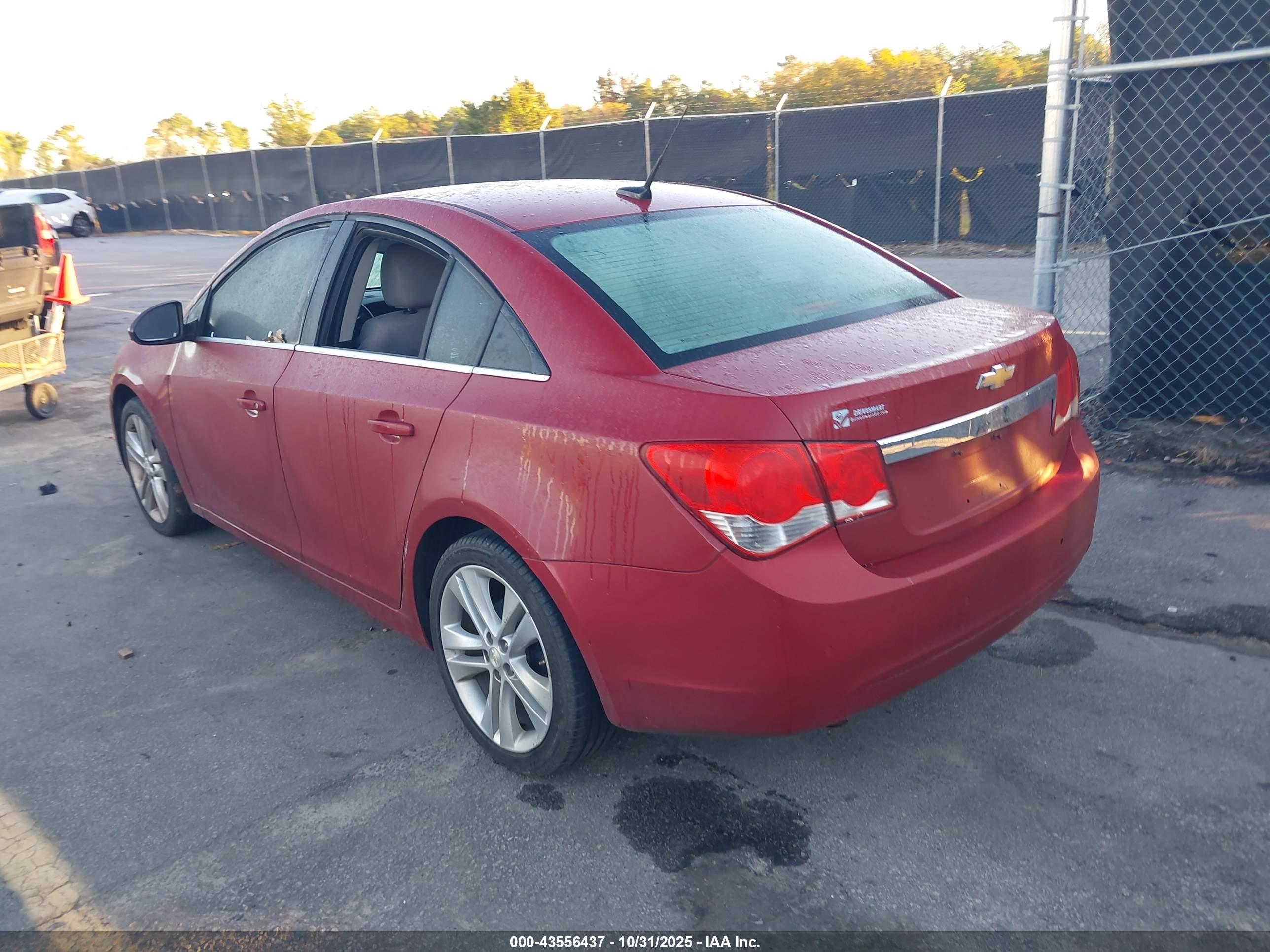 CHEVROLET CRUZE image 3