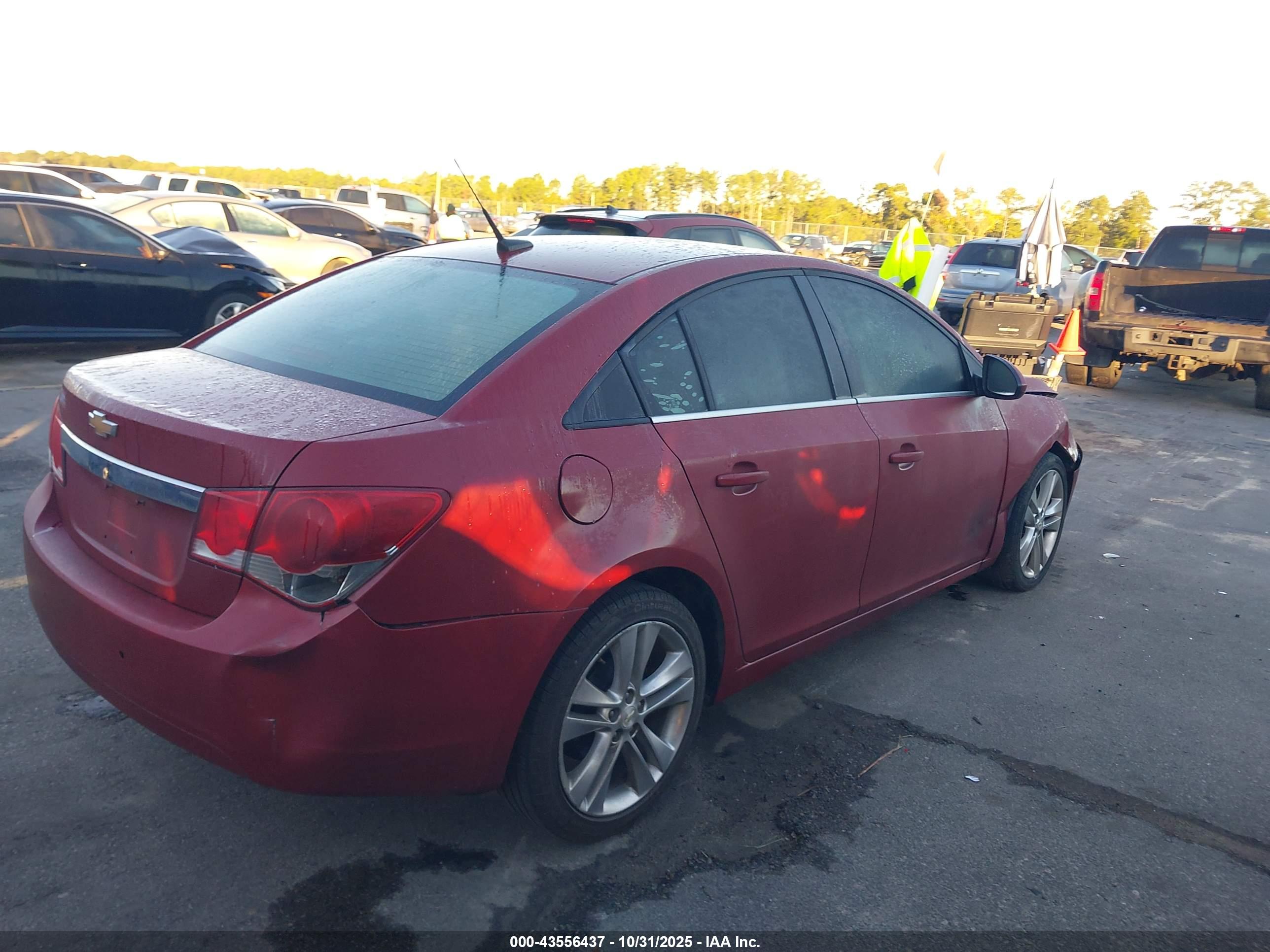 CHEVROLET CRUZE image 4