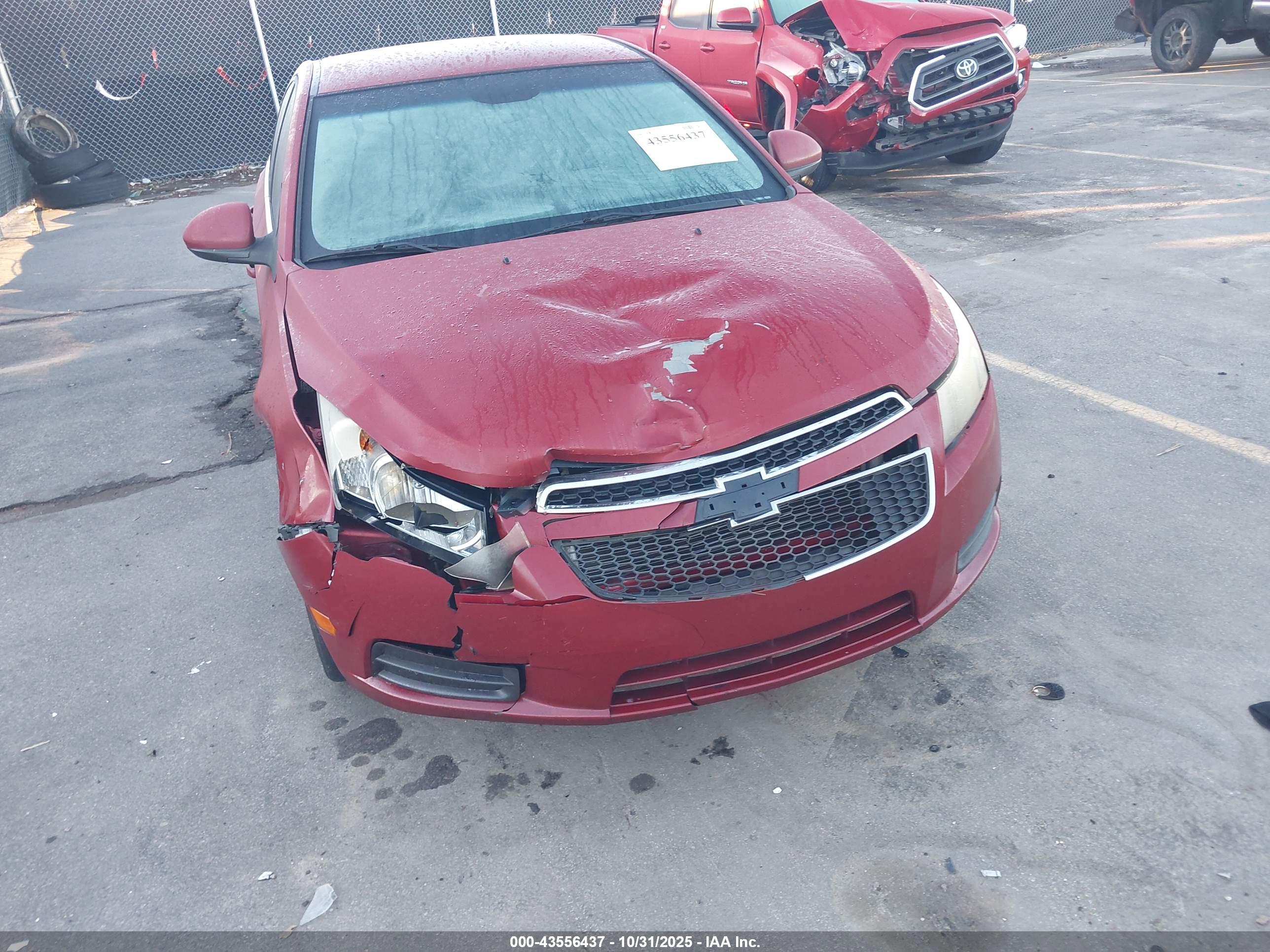 CHEVROLET CRUZE image 6