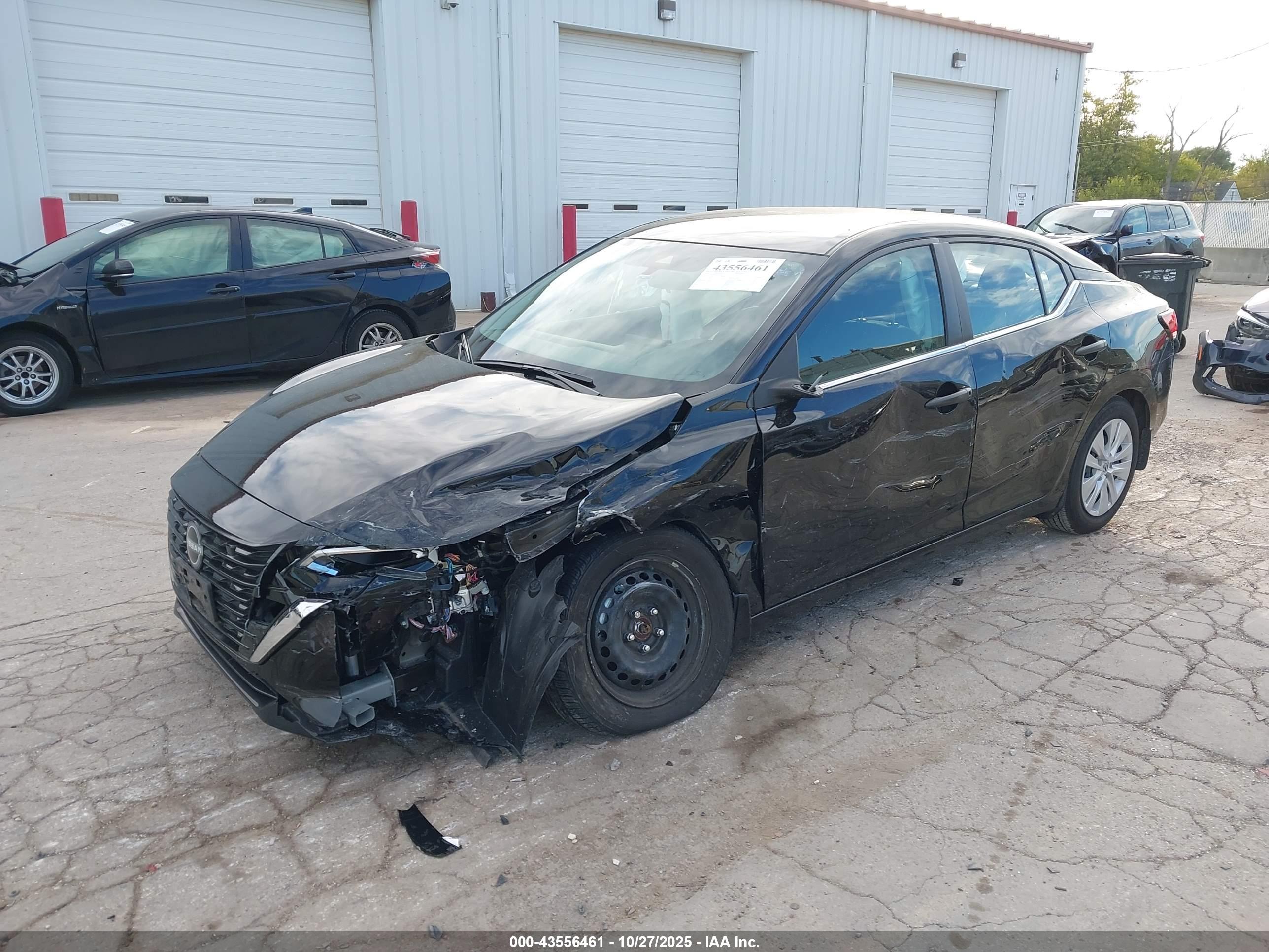 NISSAN SENTRA image 2