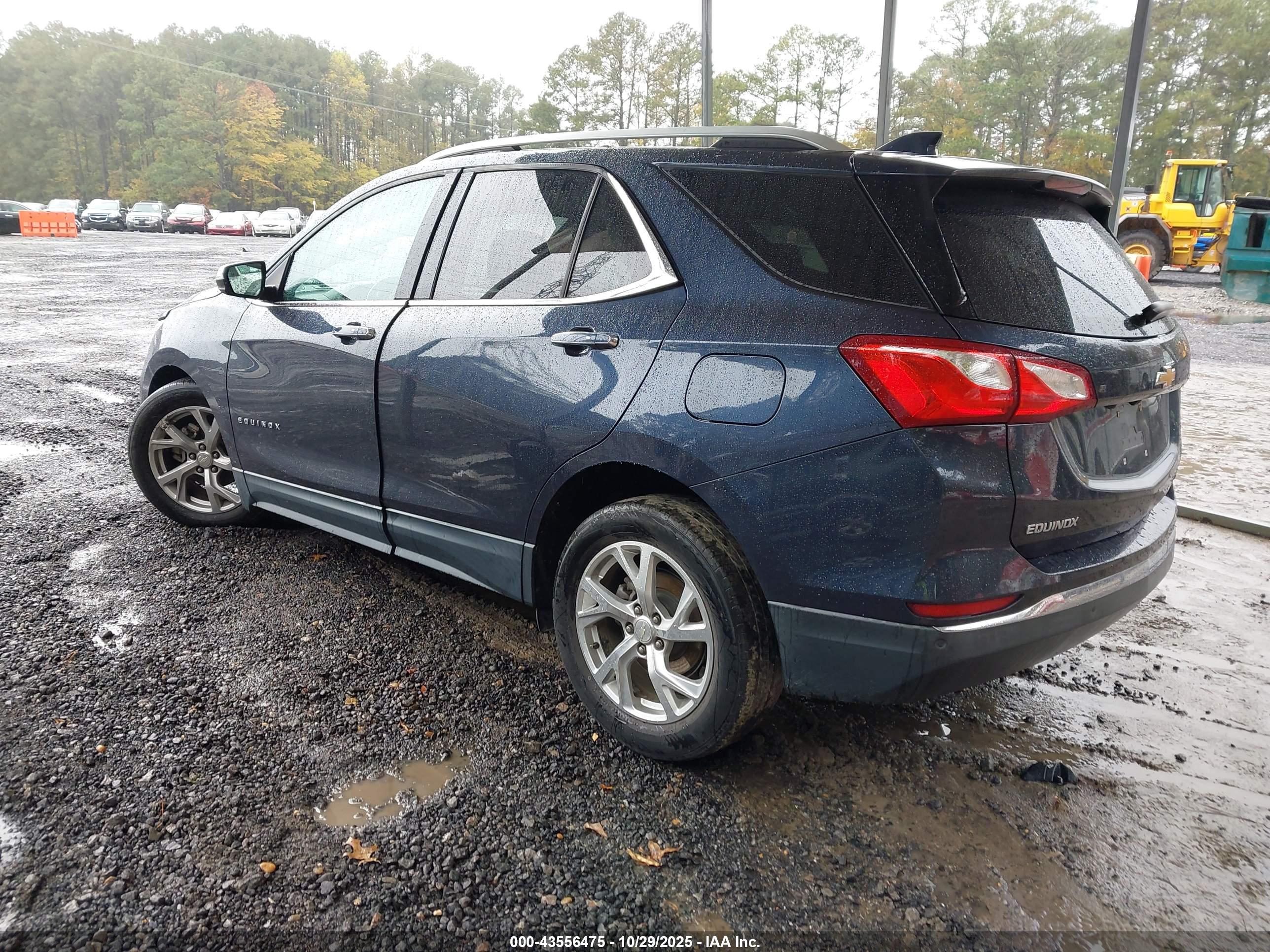 CHEVROLET EQUINOX image 3