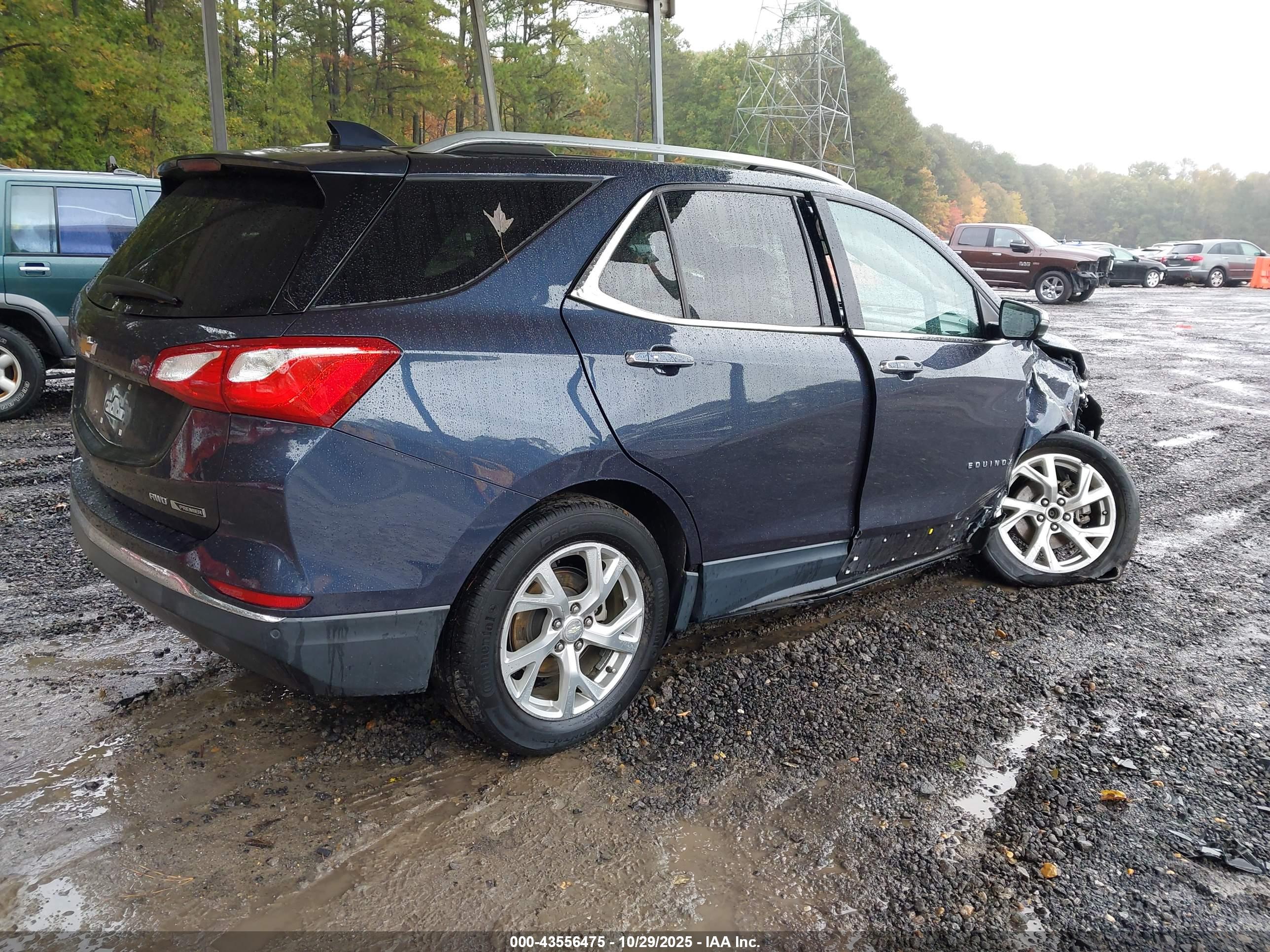 CHEVROLET EQUINOX image 4