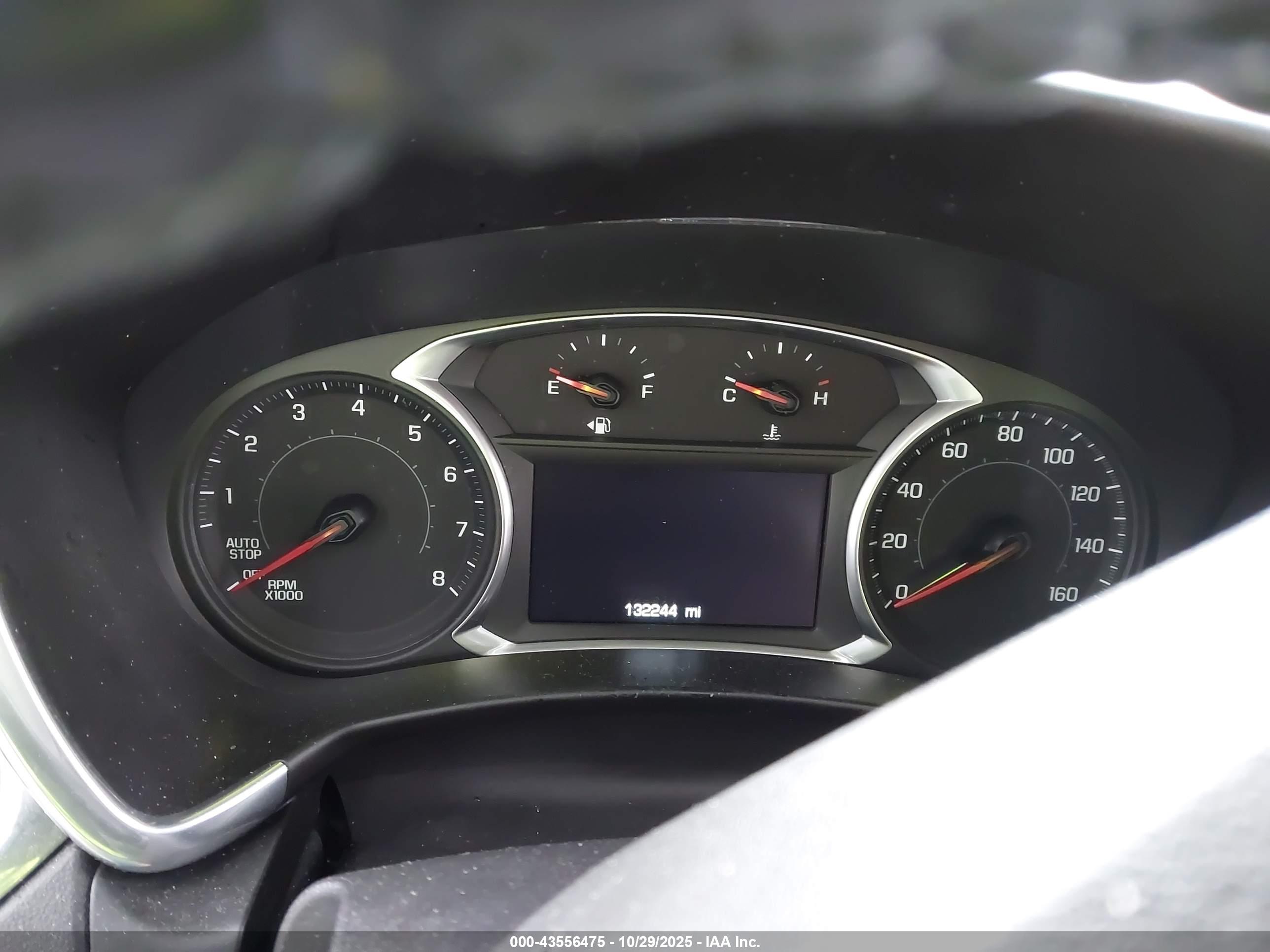 CHEVROLET EQUINOX image 7